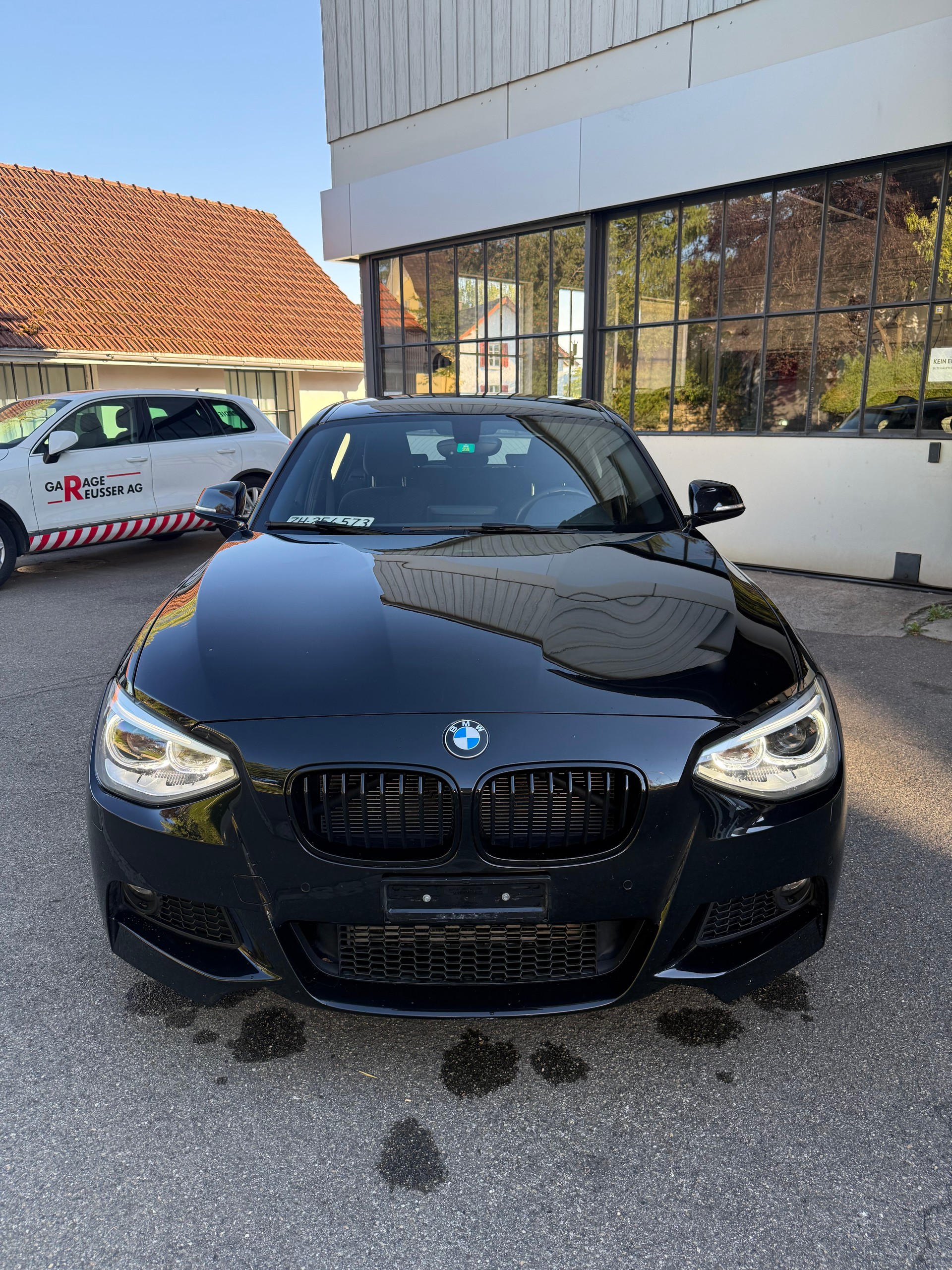 BMW 116i Sport Line-image-4