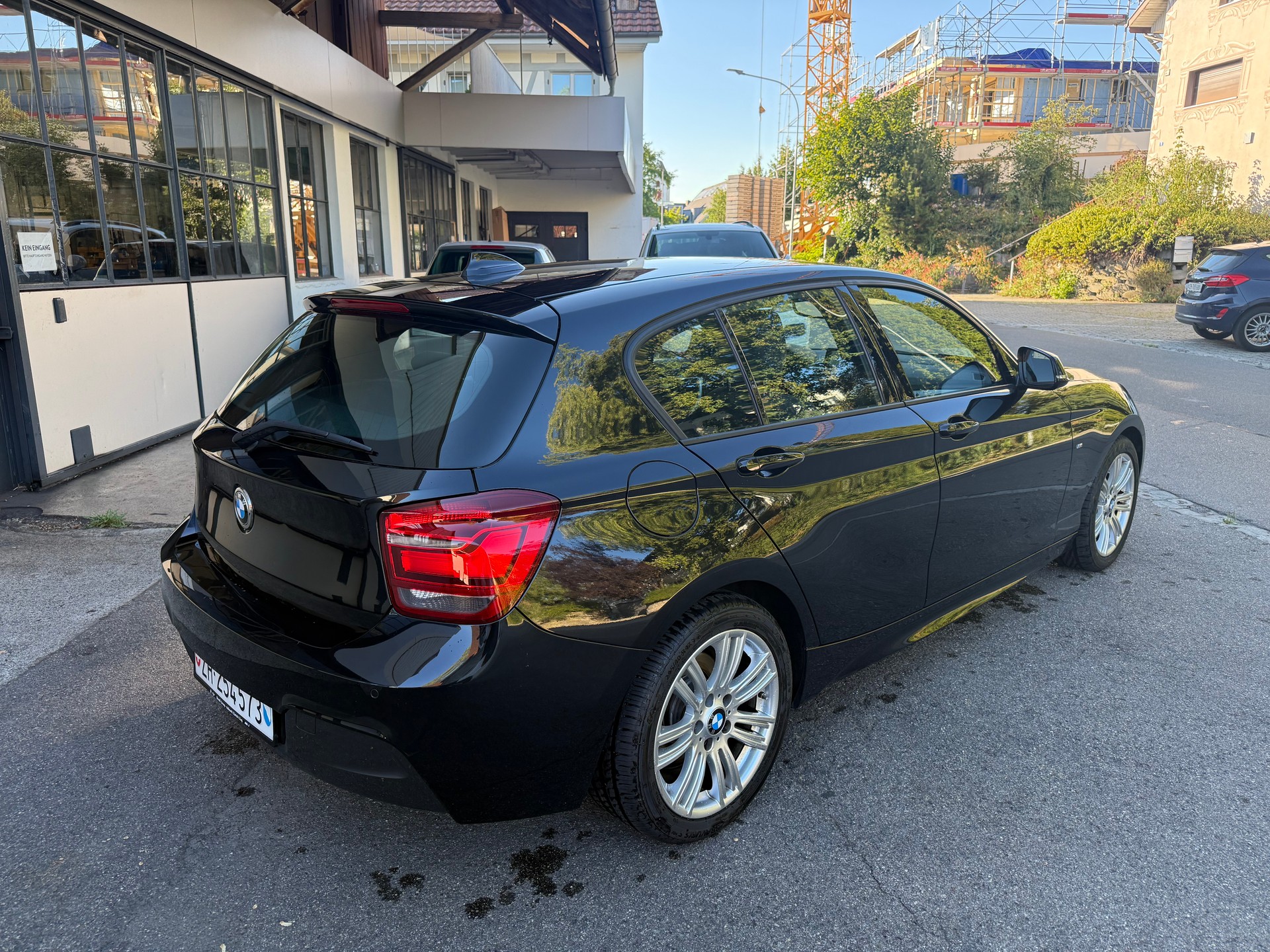 BMW 116i Sport Line-image-2