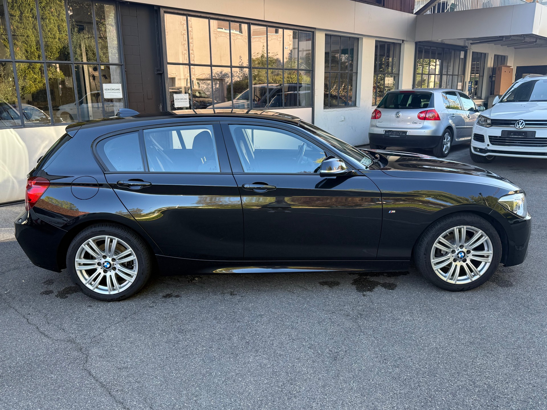 BMW 116i Sport Line-image-3