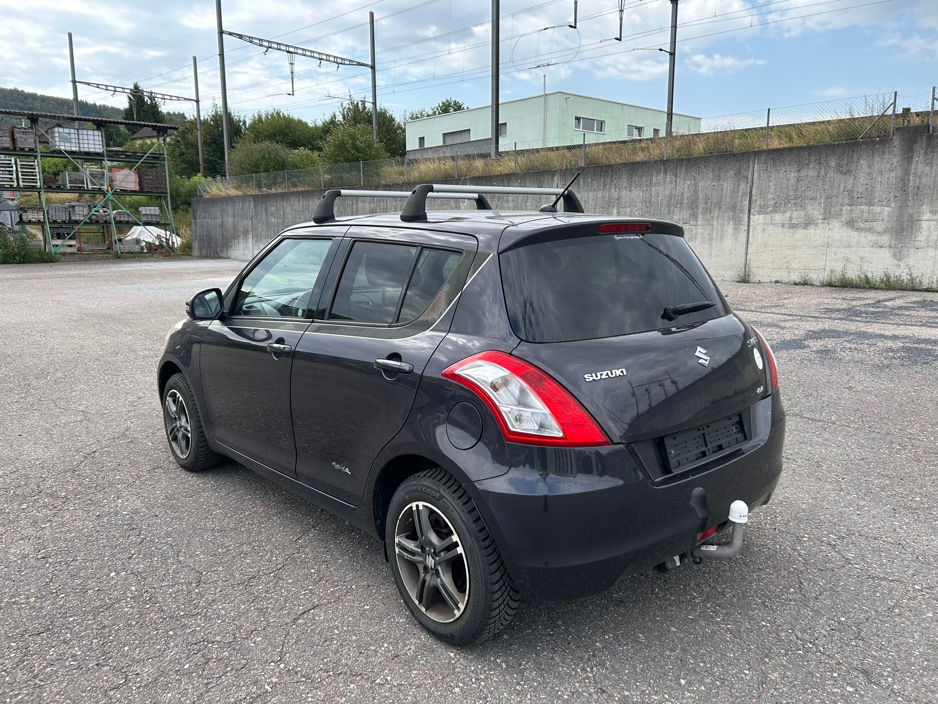 SUZUKI Swift 1.2i 16V Sergio Cellano 4x4-image-4