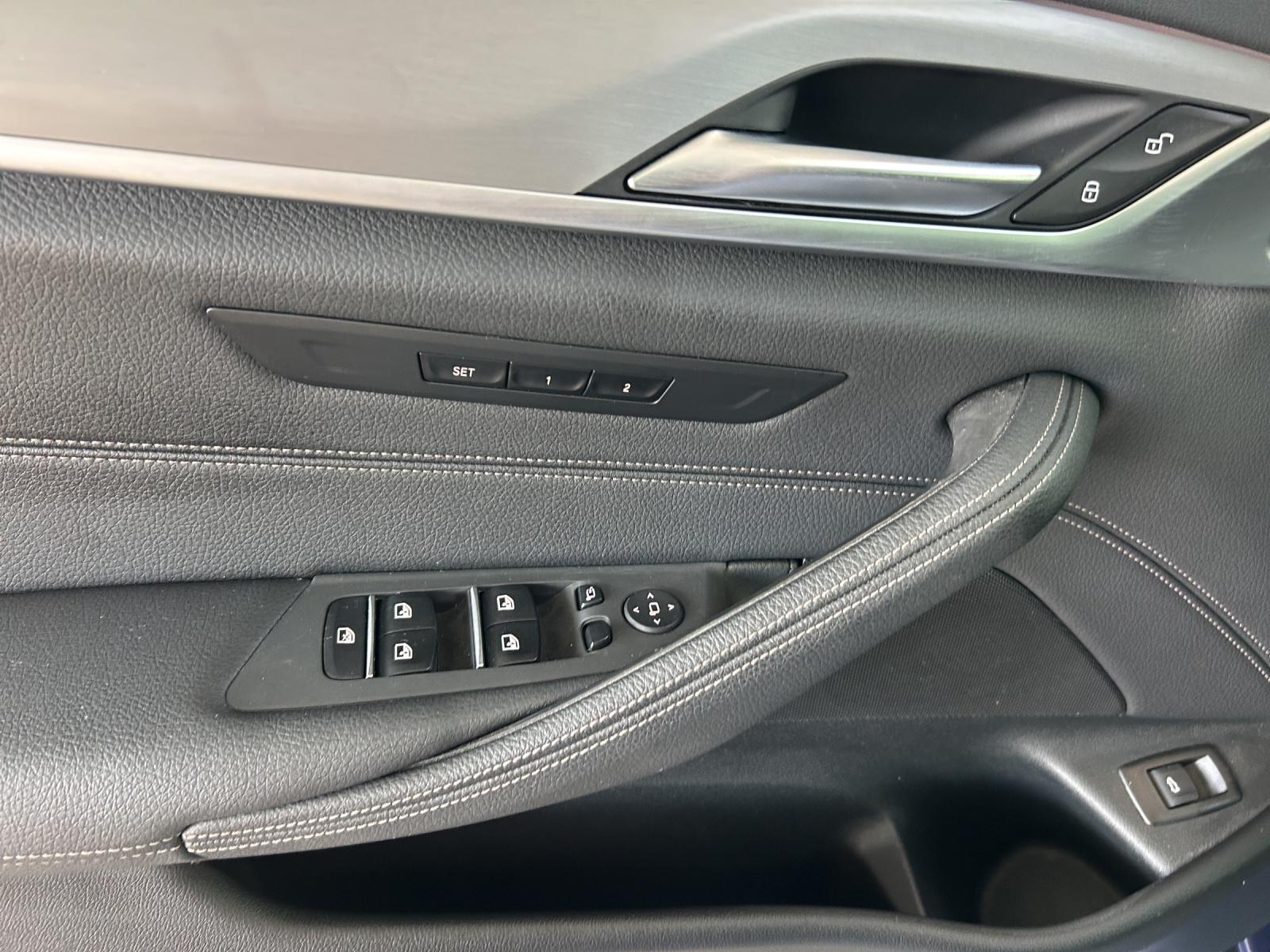 BMW 530i xDrive SAG Touring-image-25
