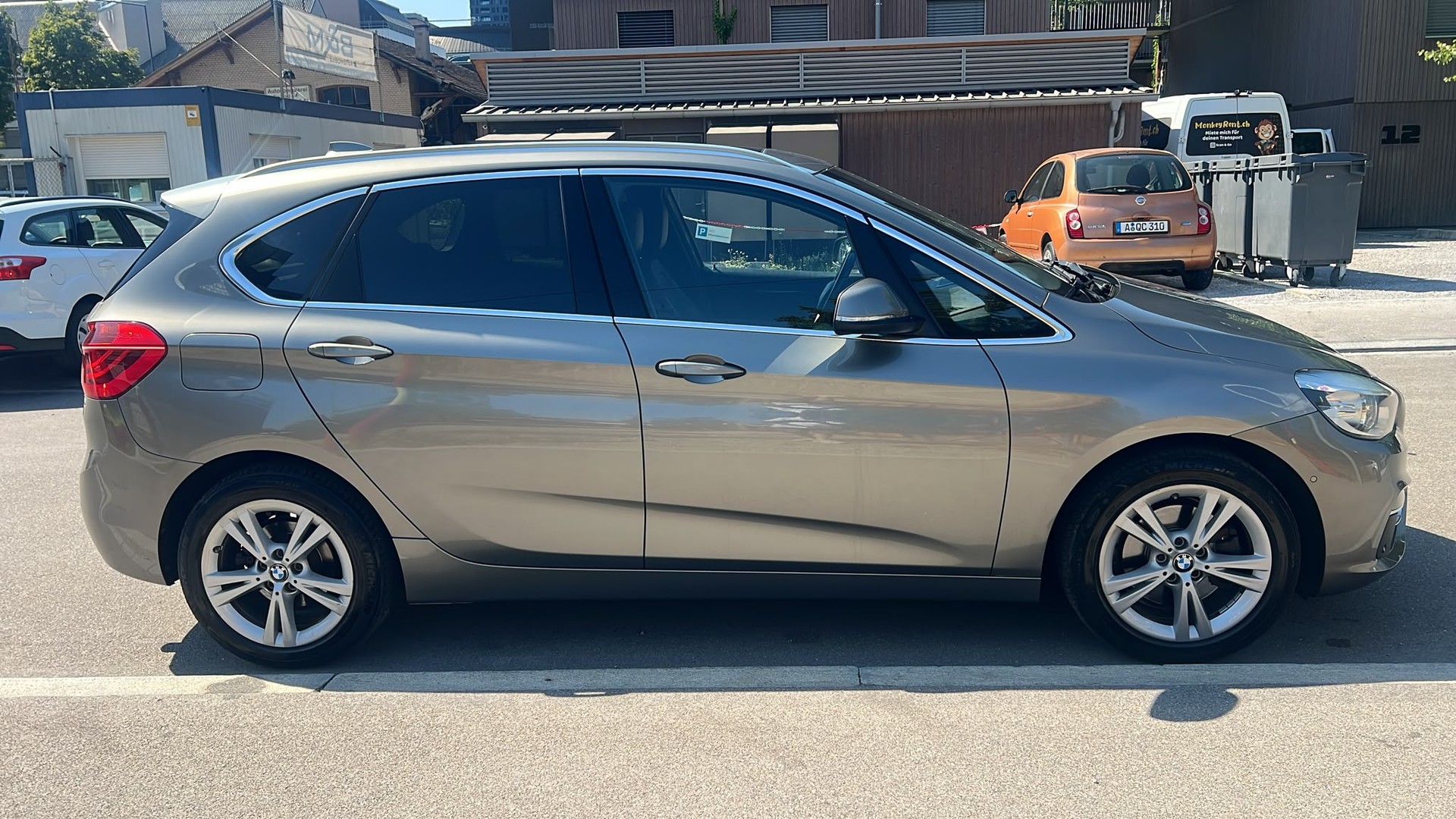 BMW 220d xDrive Active Tourer Luxury Line Steptronic-image-3
