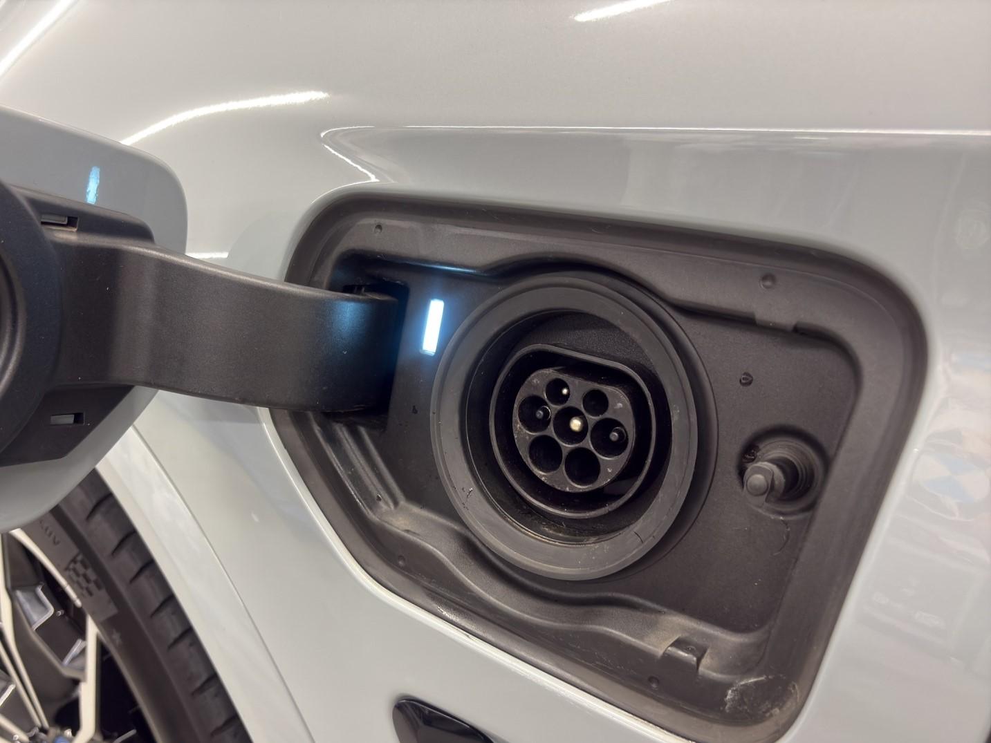 BMW X3 30e xDrive M SPORT-image-21