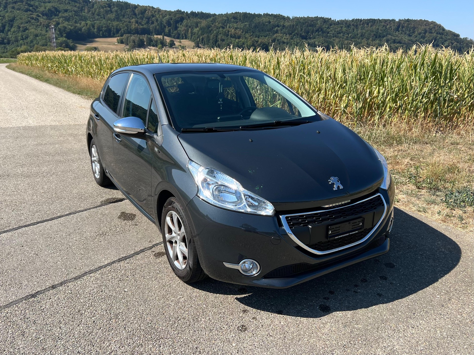 PEUGEOT 208 1.2 VTI Active-image-6