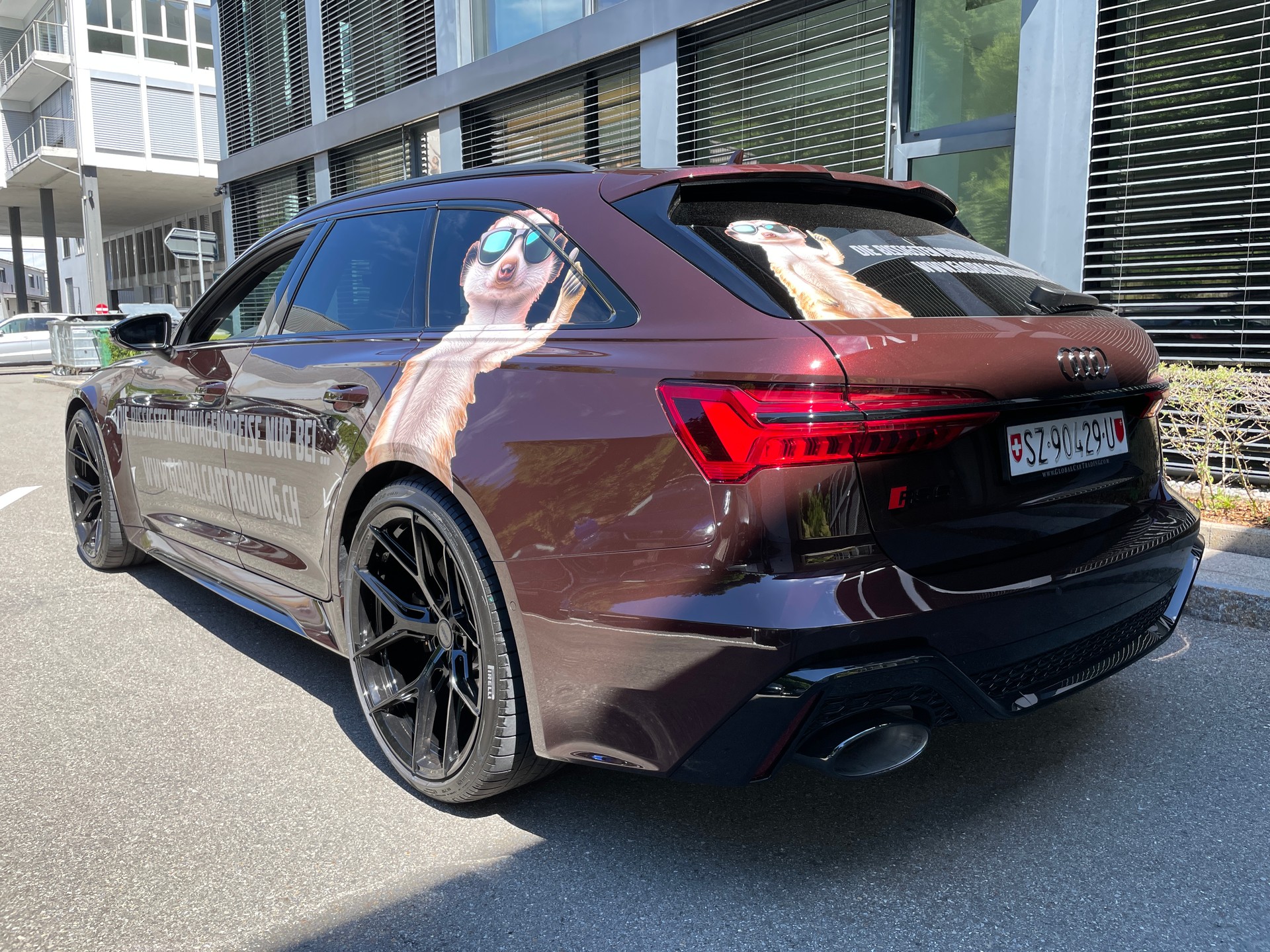 AUDI RS6 Avant 4.0 TFSI V8 quattro mit Milltek-Abgasanlage und Vossen-showroom-element-2