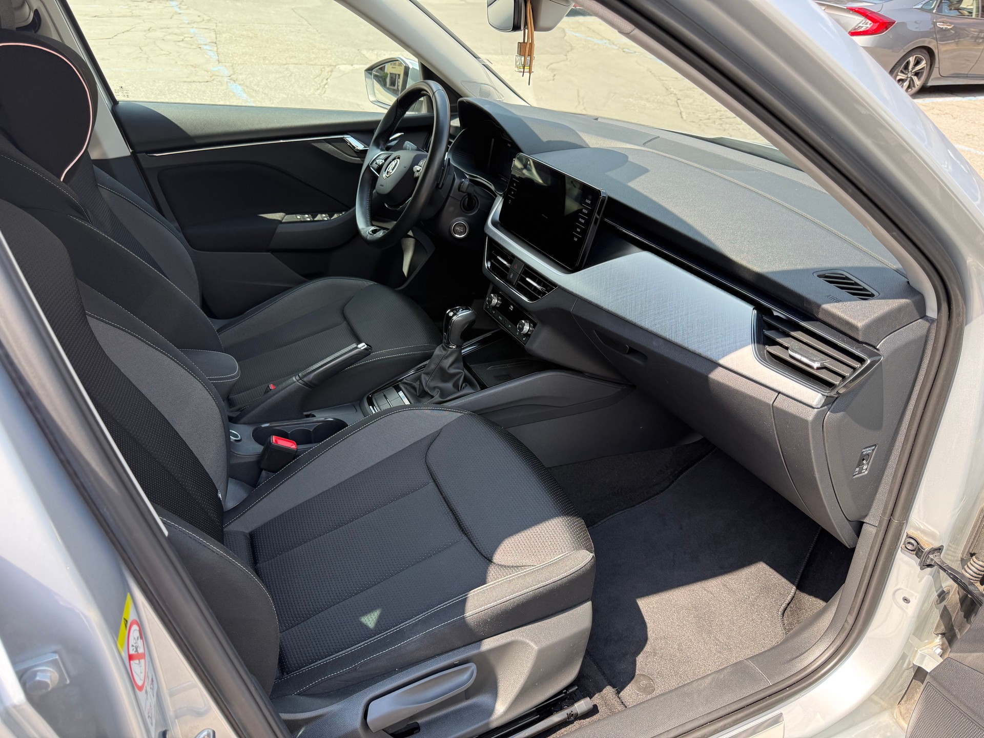 SKODA 1.0 TSI Tour DSG-image-3