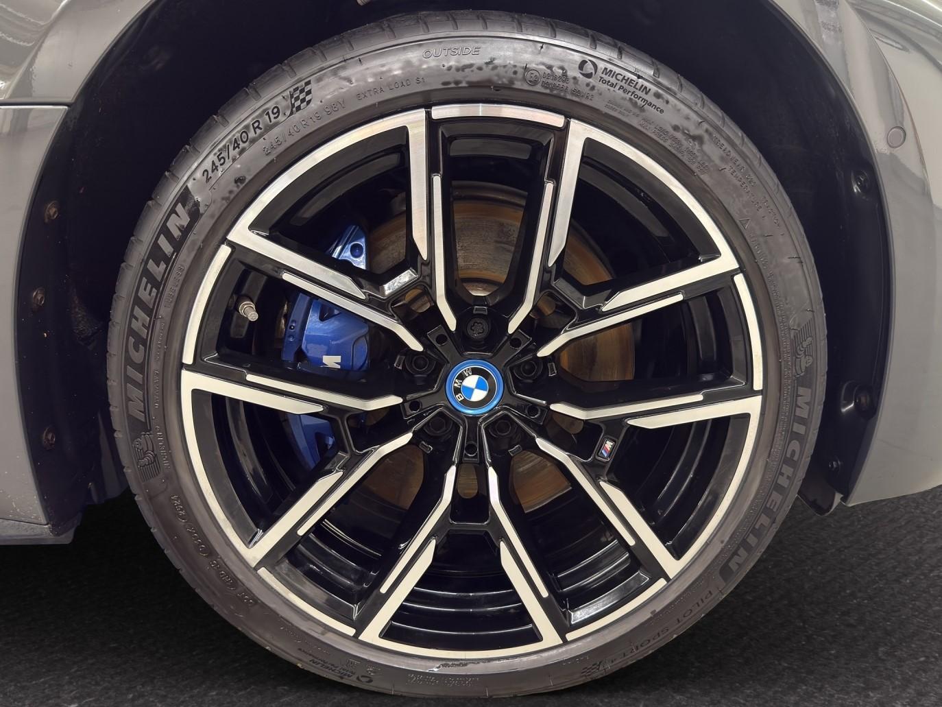 BMW i4 M50-image-11