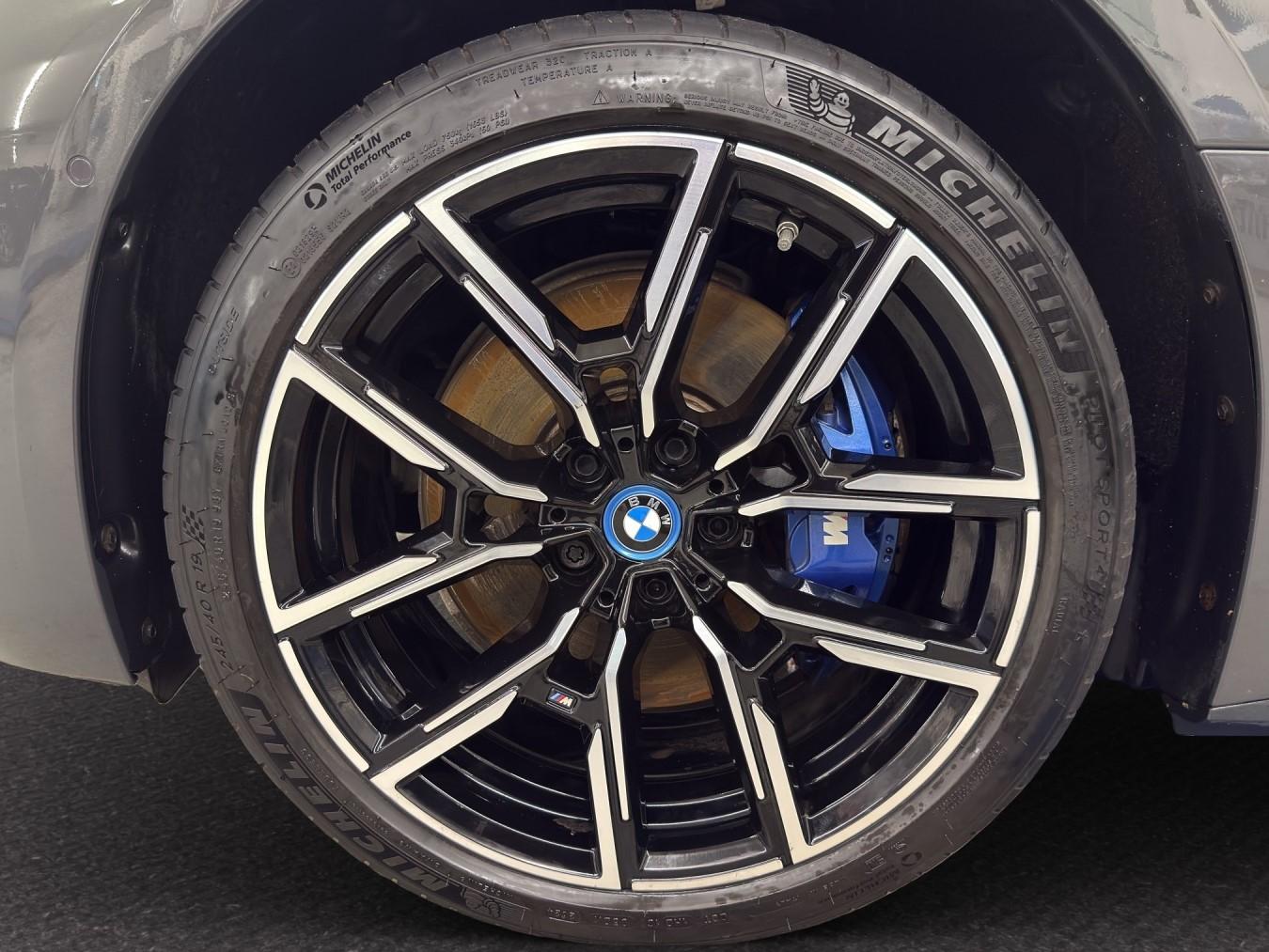 BMW i4 M50-image-8