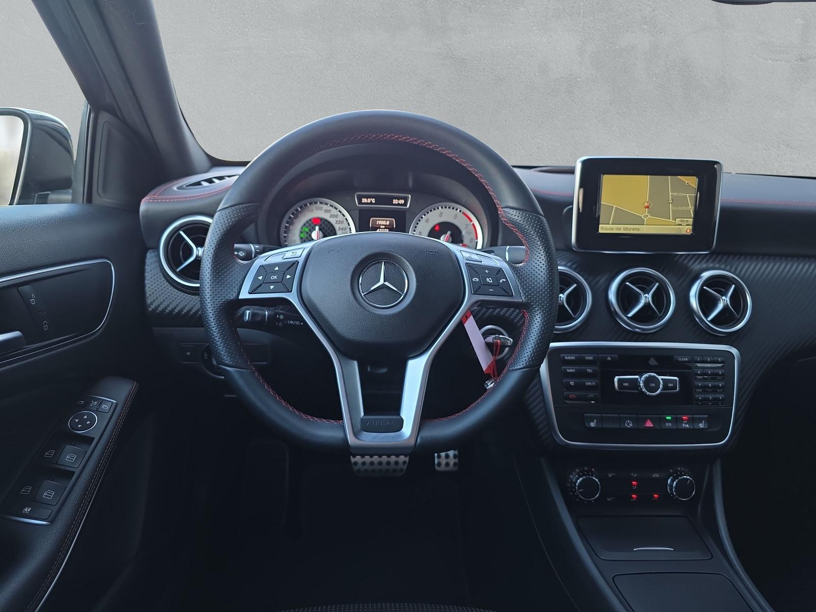 MERCEDES-BENZ A 180 AMG Line (ch)-image-20