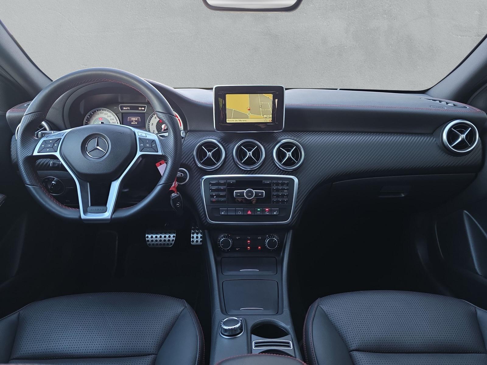 MERCEDES-BENZ A 180 AMG Line (ch)-image-16