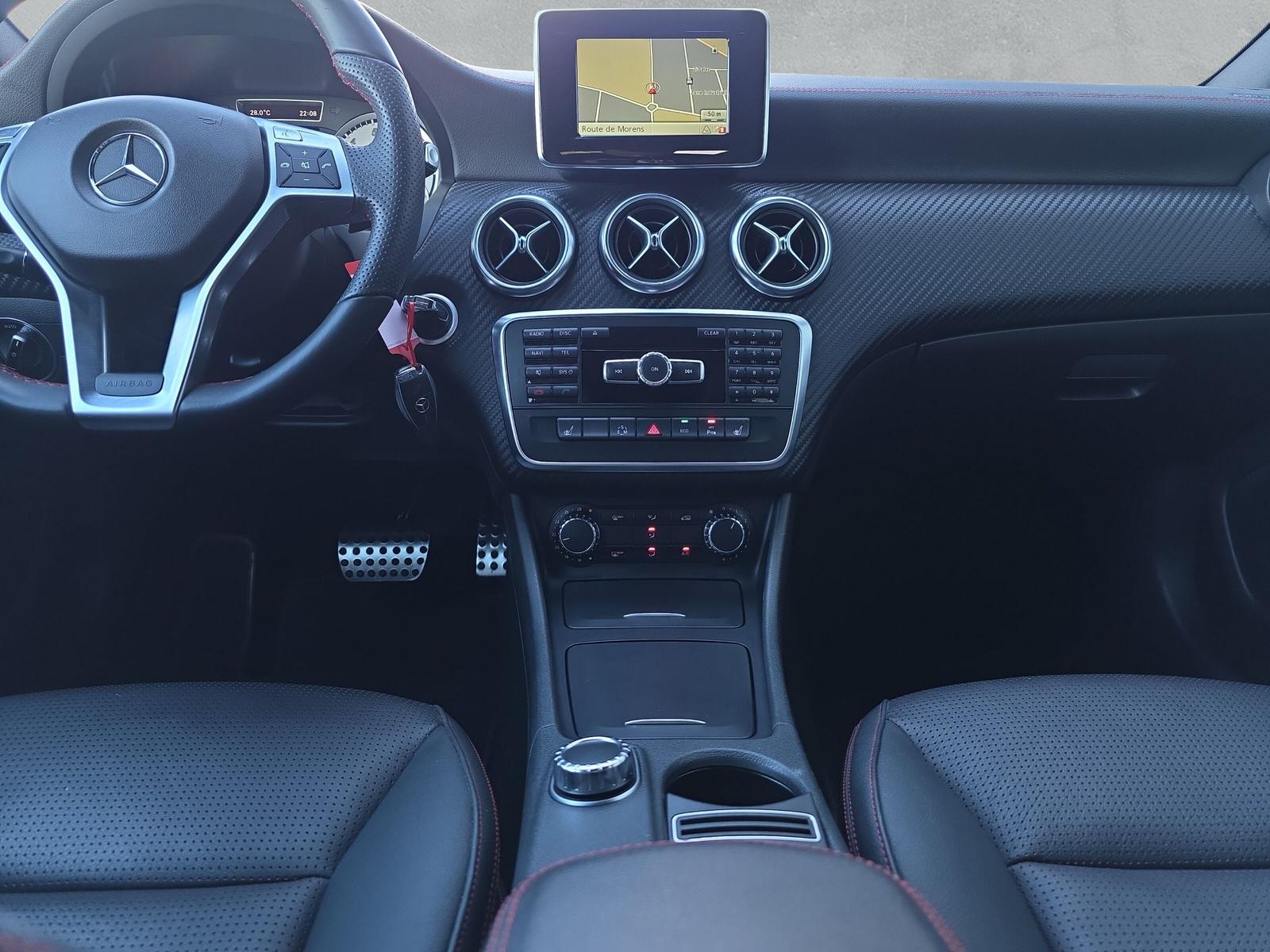 MERCEDES-BENZ A 180 AMG Line (ch)-image-17
