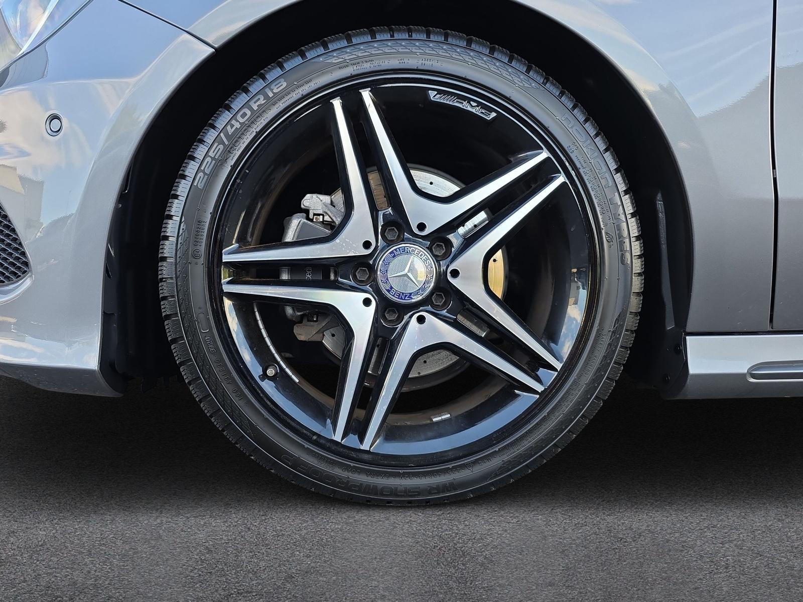 MERCEDES-BENZ A 180 AMG Line (ch)-image-9