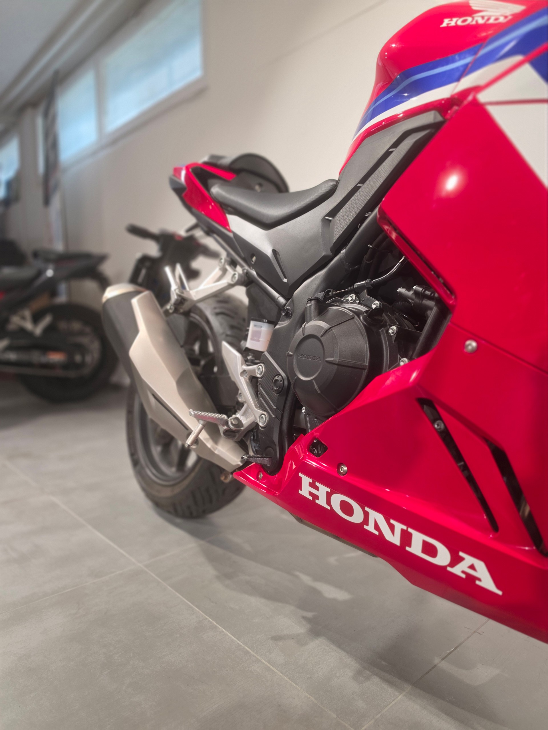 HONDA CBR 500 R (35kW)-image-4