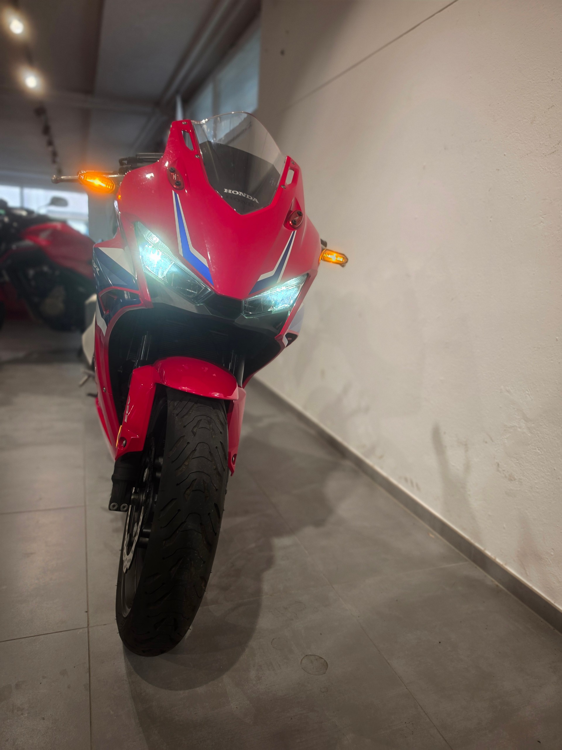 HONDA CBR 500 R (35kW)-showroom-element-2