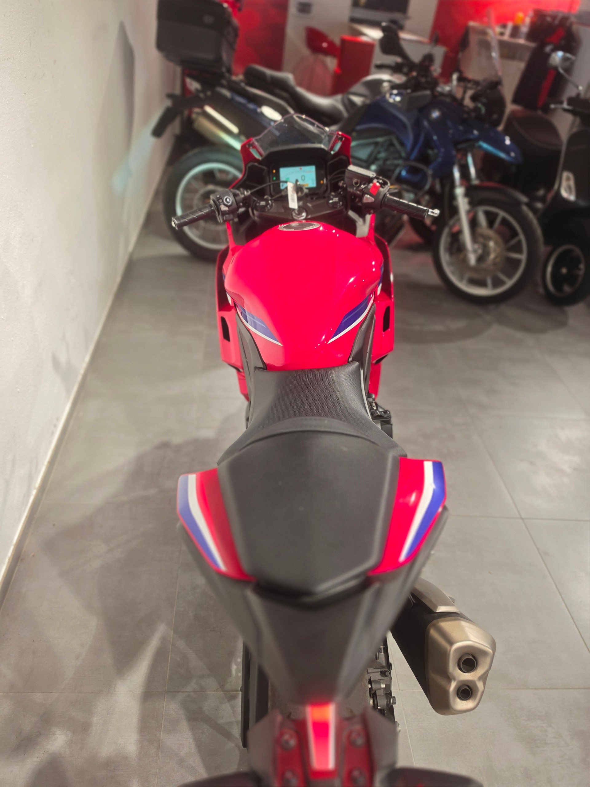 HONDA CBR 500 R (35kW)-image-6