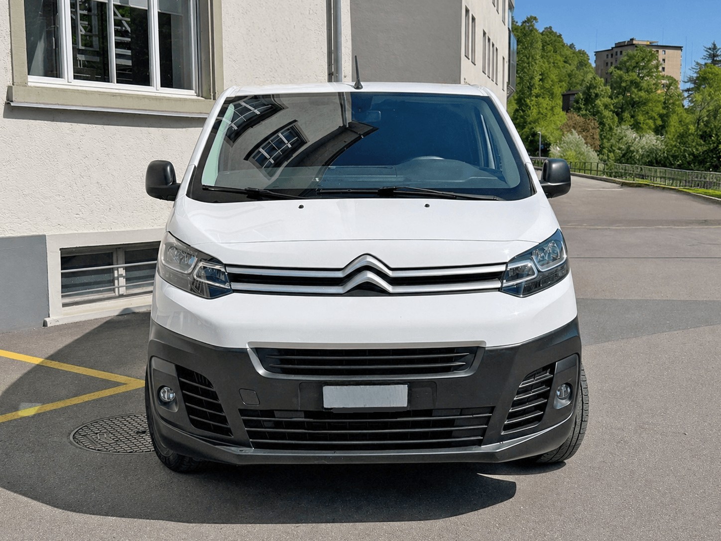 CITROEN 1.5 BlueHDi 120 Club S/S-image-2