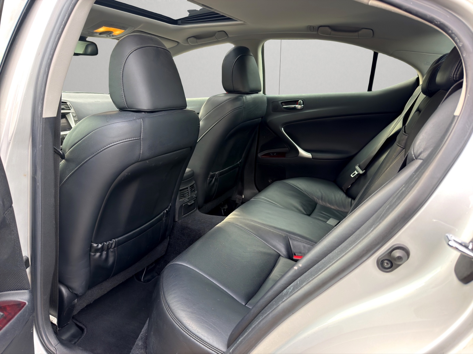 LEXUS IS 250 Sport-image-13