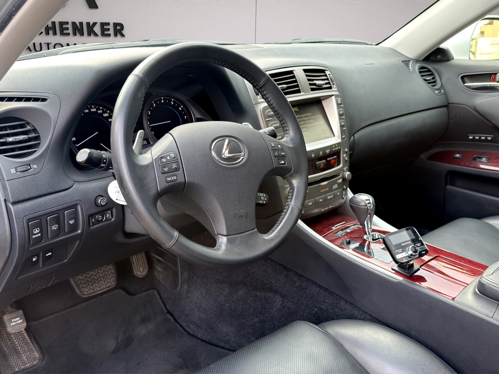 LEXUS IS 250 Sport-image-8