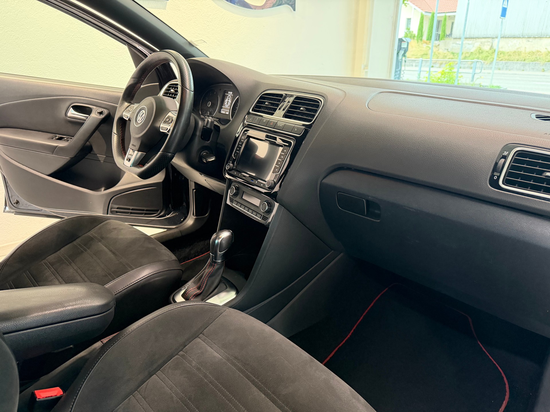 VW Polo 1.4 TSI GTI DSG-image-7