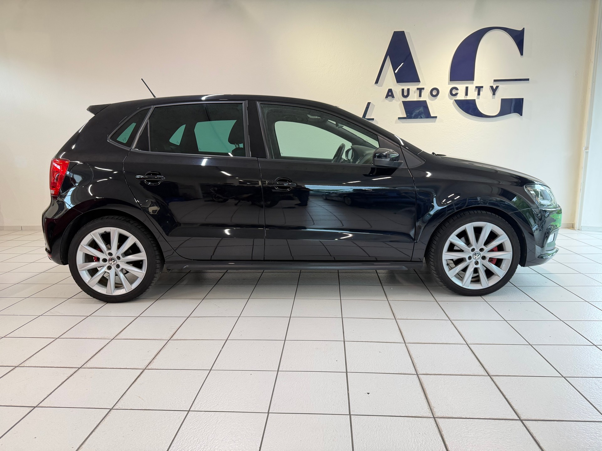 VW Polo 1.4 TSI GTI DSG-image-2