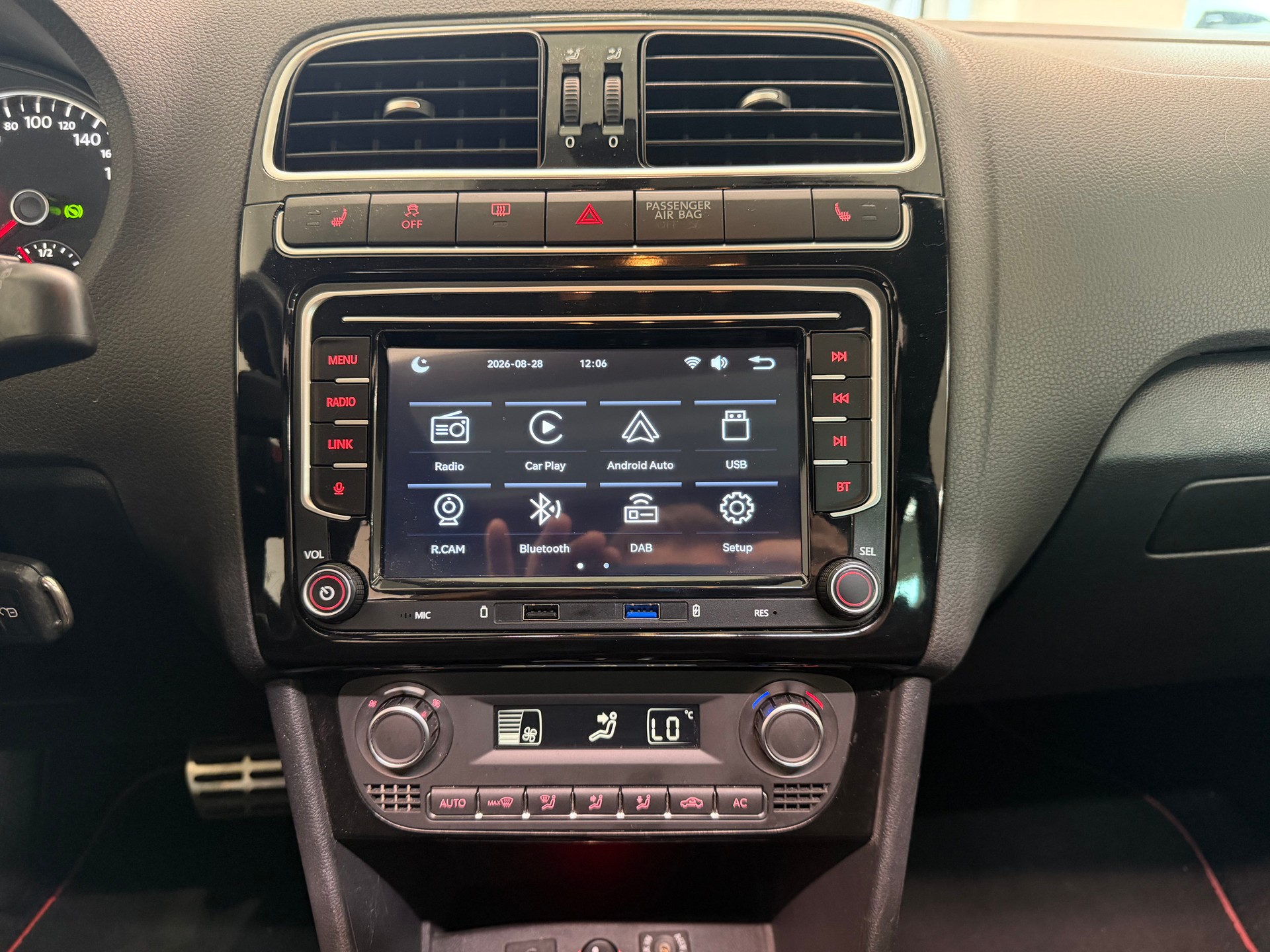 VW Polo 1.4 TSI GTI DSG-image-15