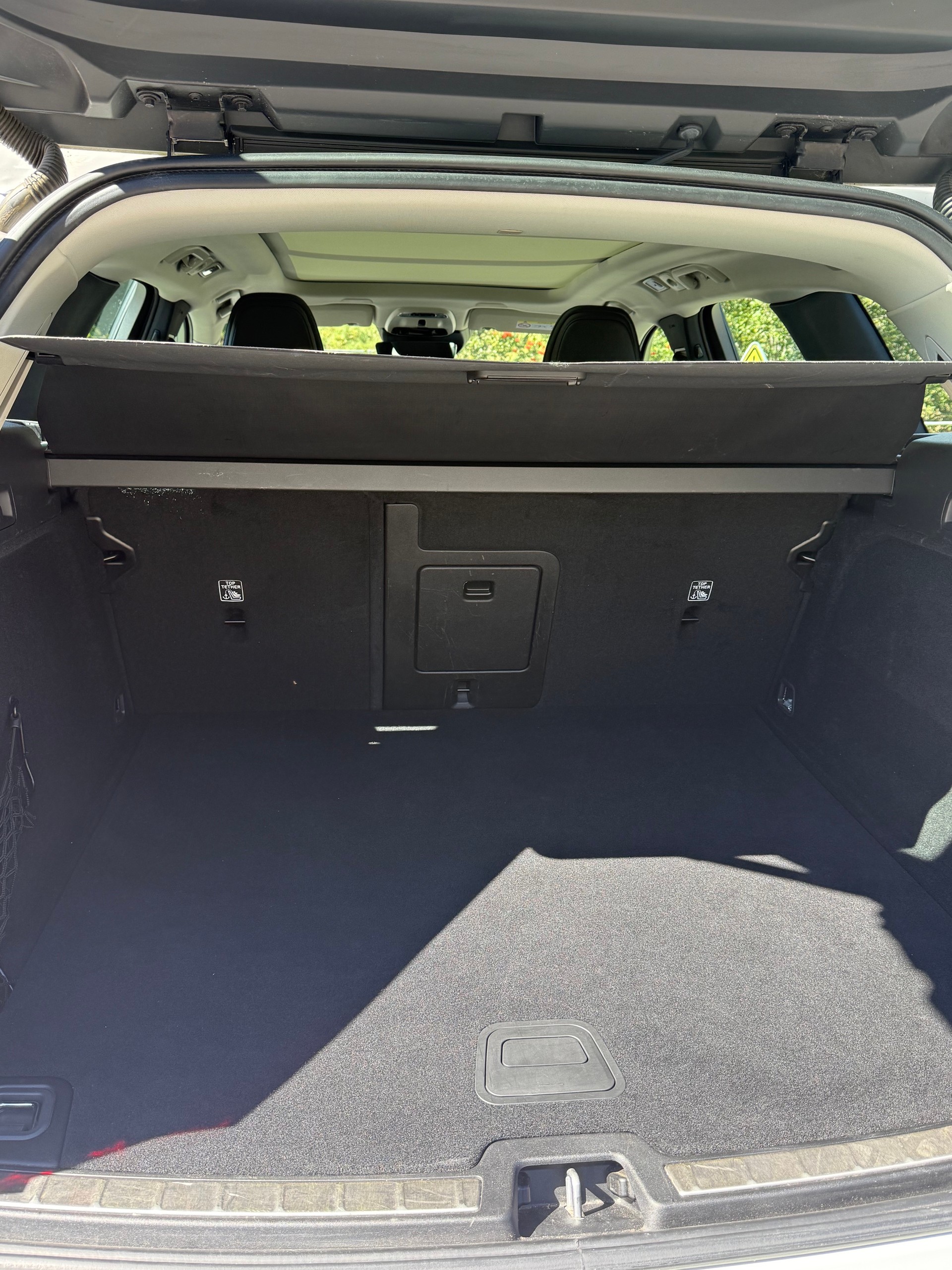 VOLVO 2.0 T5 Momentum AWD-image-3