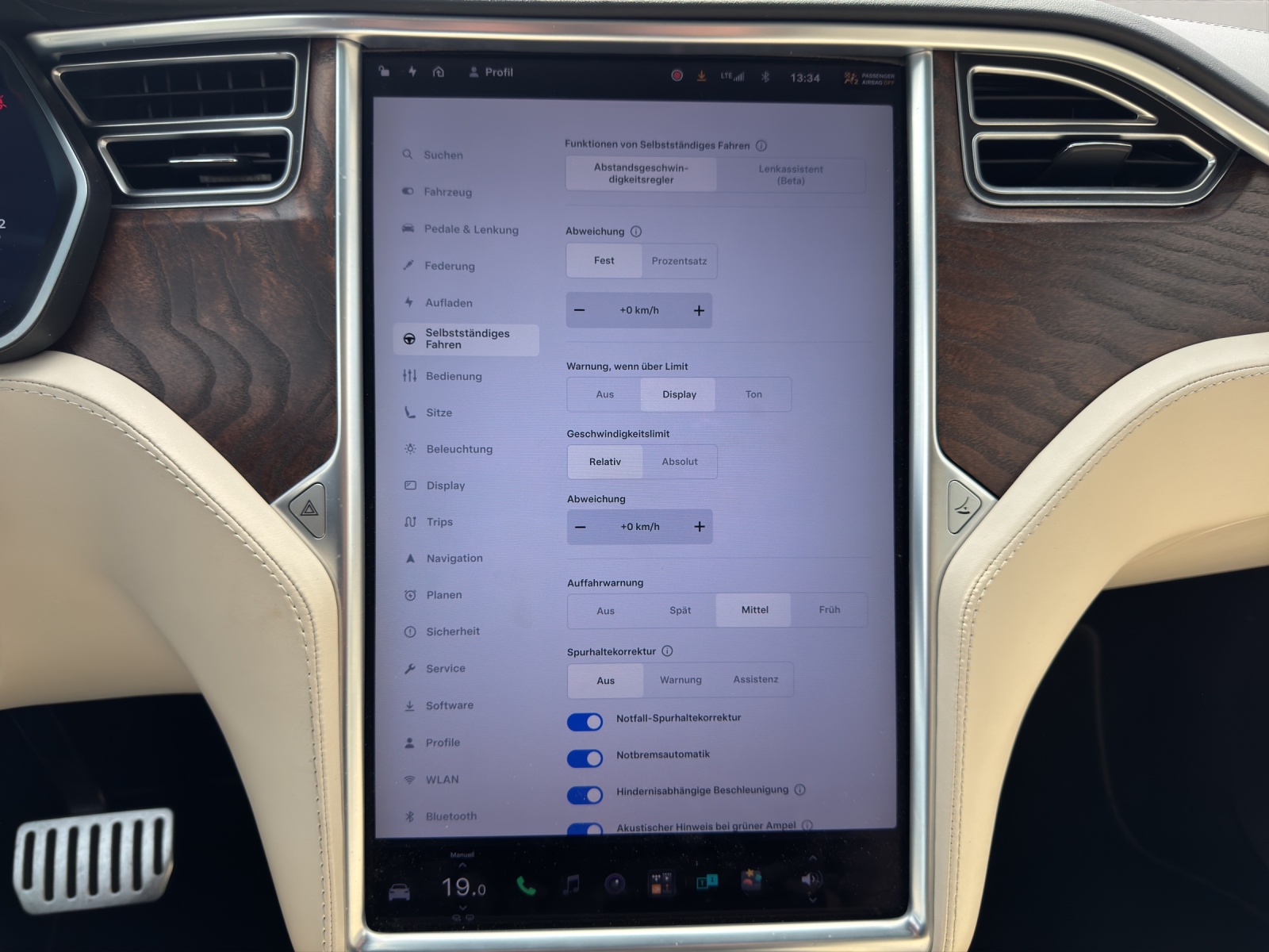 TESLA Model X 100 D-image-22