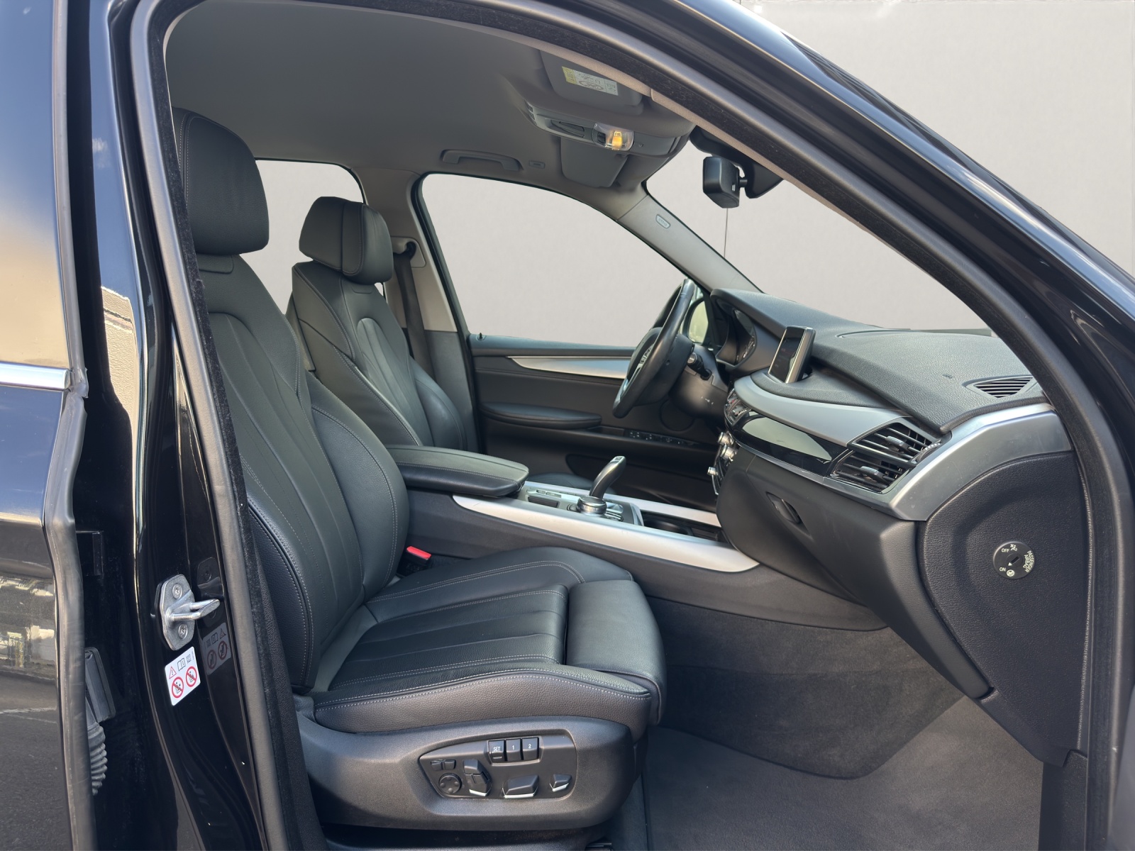 BMW X5 xDrive 30d Steptronic-image-11