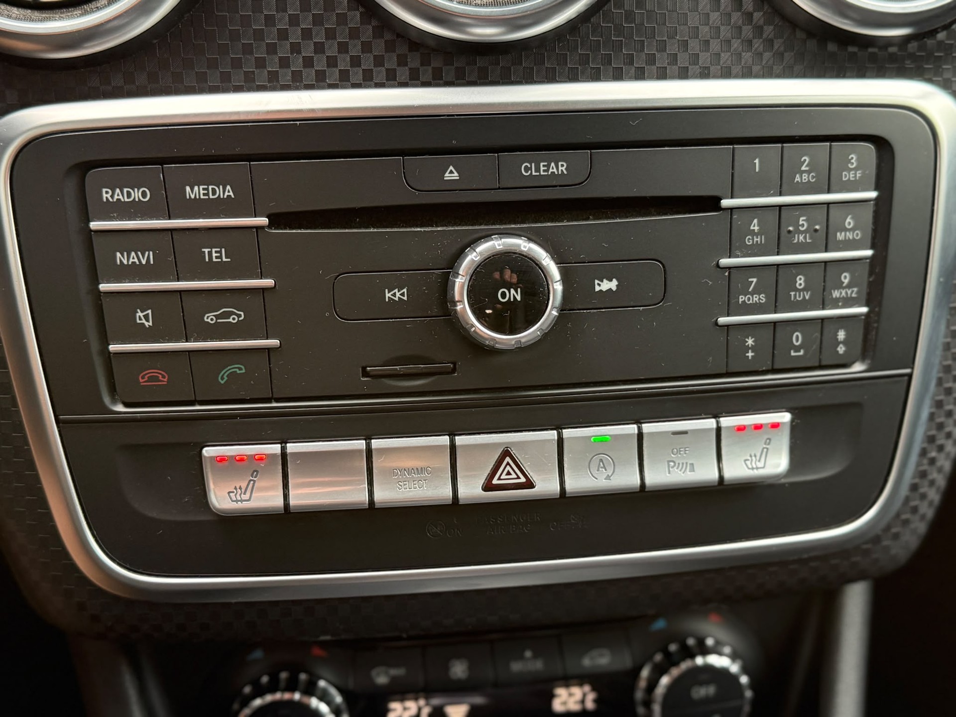 MERCEDES-BENZ A 200 Urban-image-20