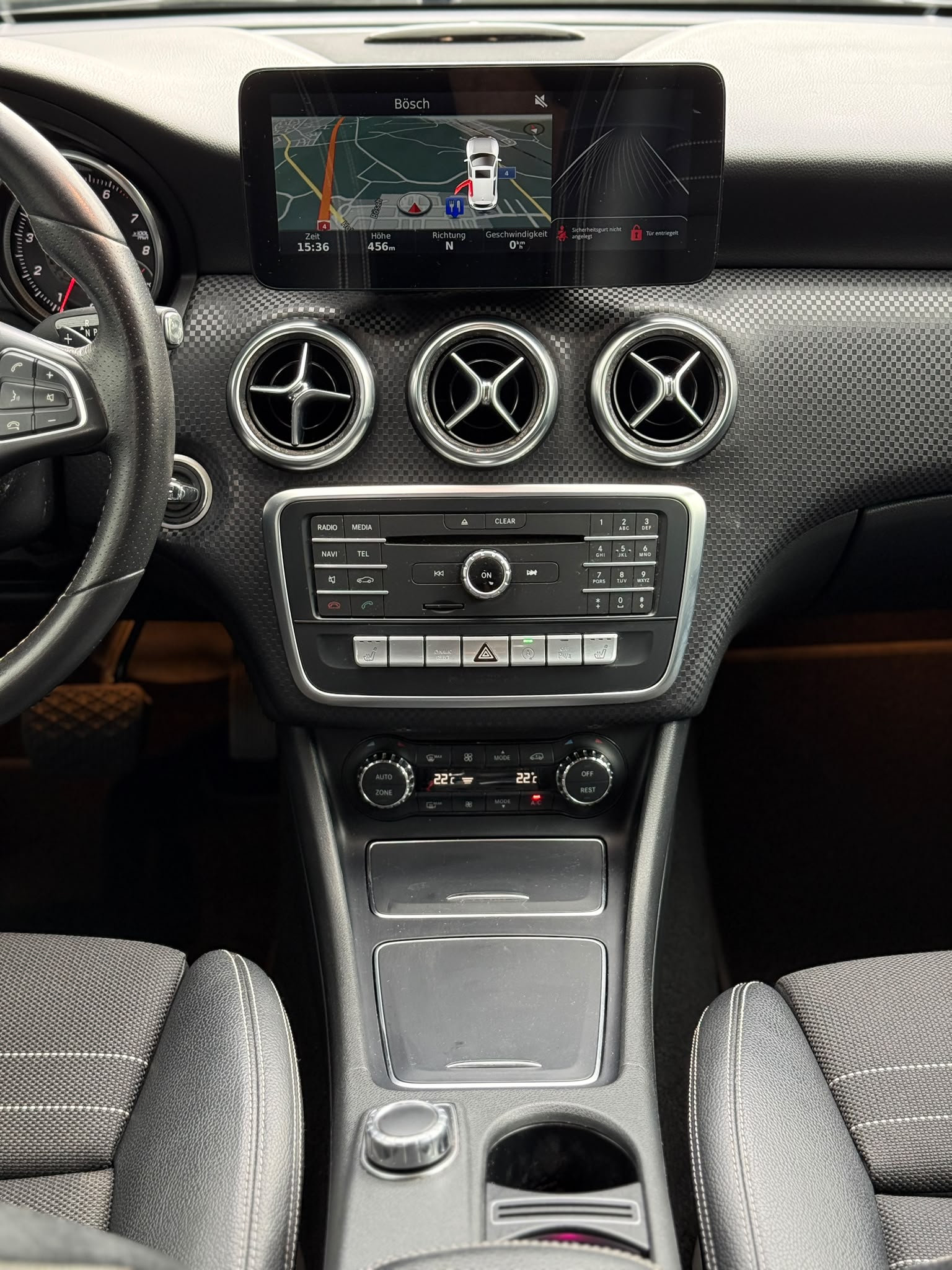 MERCEDES-BENZ A 200 Urban-image-15