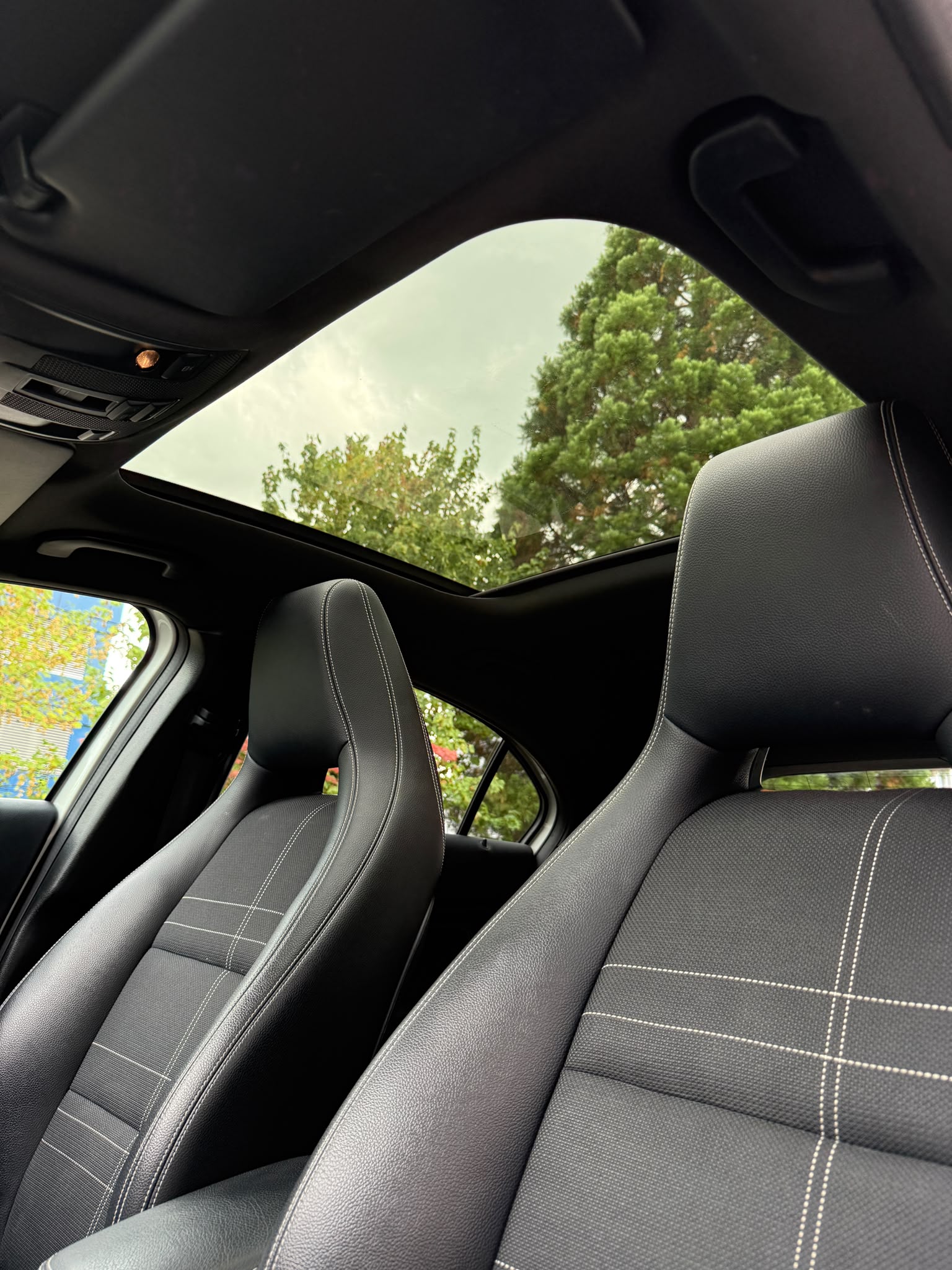 MERCEDES-BENZ A 200 Urban-image-10