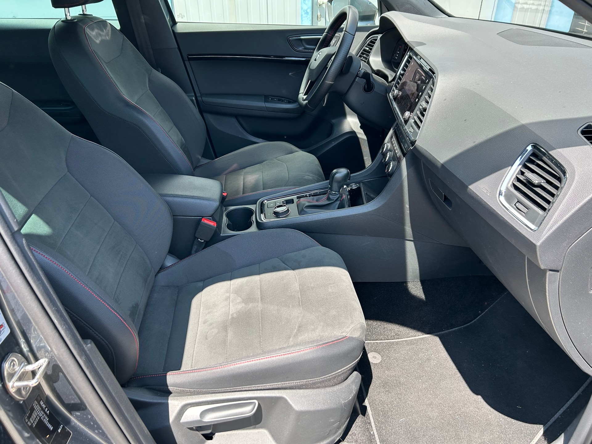 SEAT Ateca 2.0 TSI FR 4Drive DSG-image-8