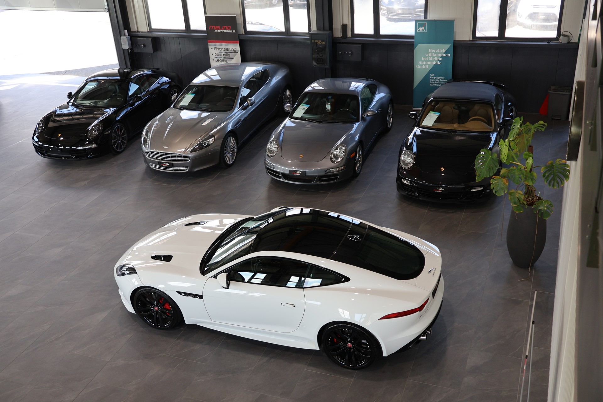 JAGUAR F-Type Coupé R 5.0 V8 S/C AWD-image-6