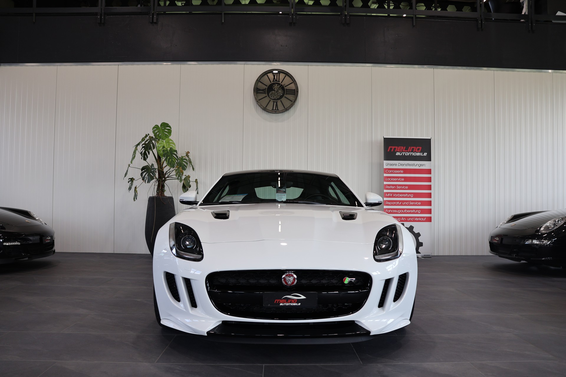 JAGUAR F-Type Coupé R 5.0 V8 S/C AWD-image-3