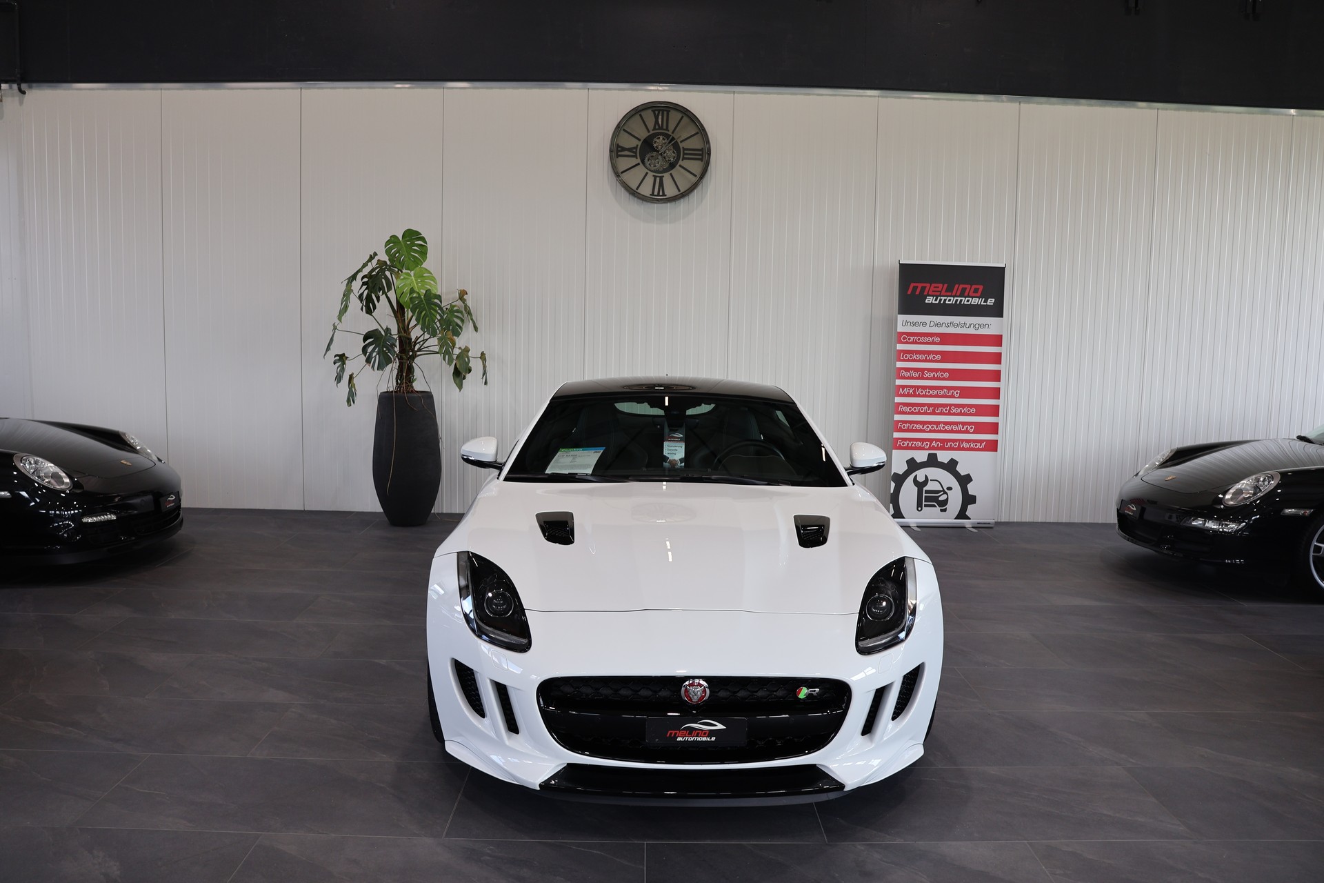 JAGUAR F-Type Coupé R 5.0 V8 S/C AWD-image-2