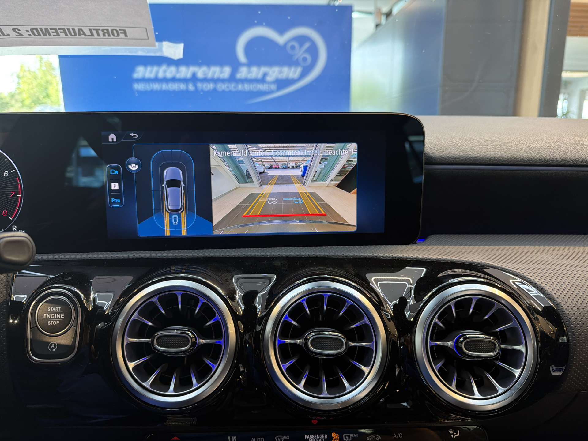 MERCEDES-BENZ A 180 AMG LINE Advanced Plus DCT-Automat-image-9
