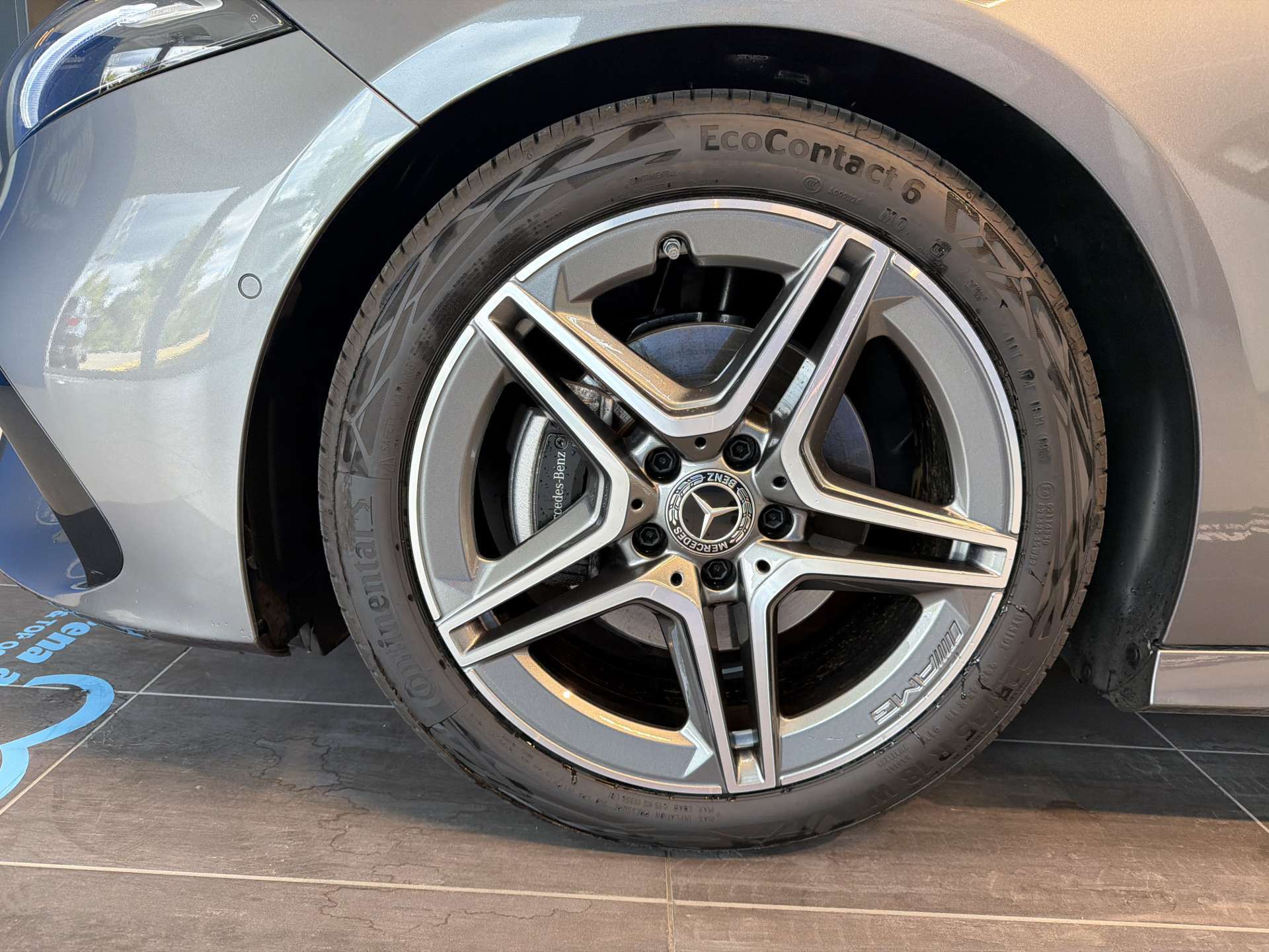 MERCEDES-BENZ A 180 AMG LINE Advanced Plus DCT-Automat-image-8