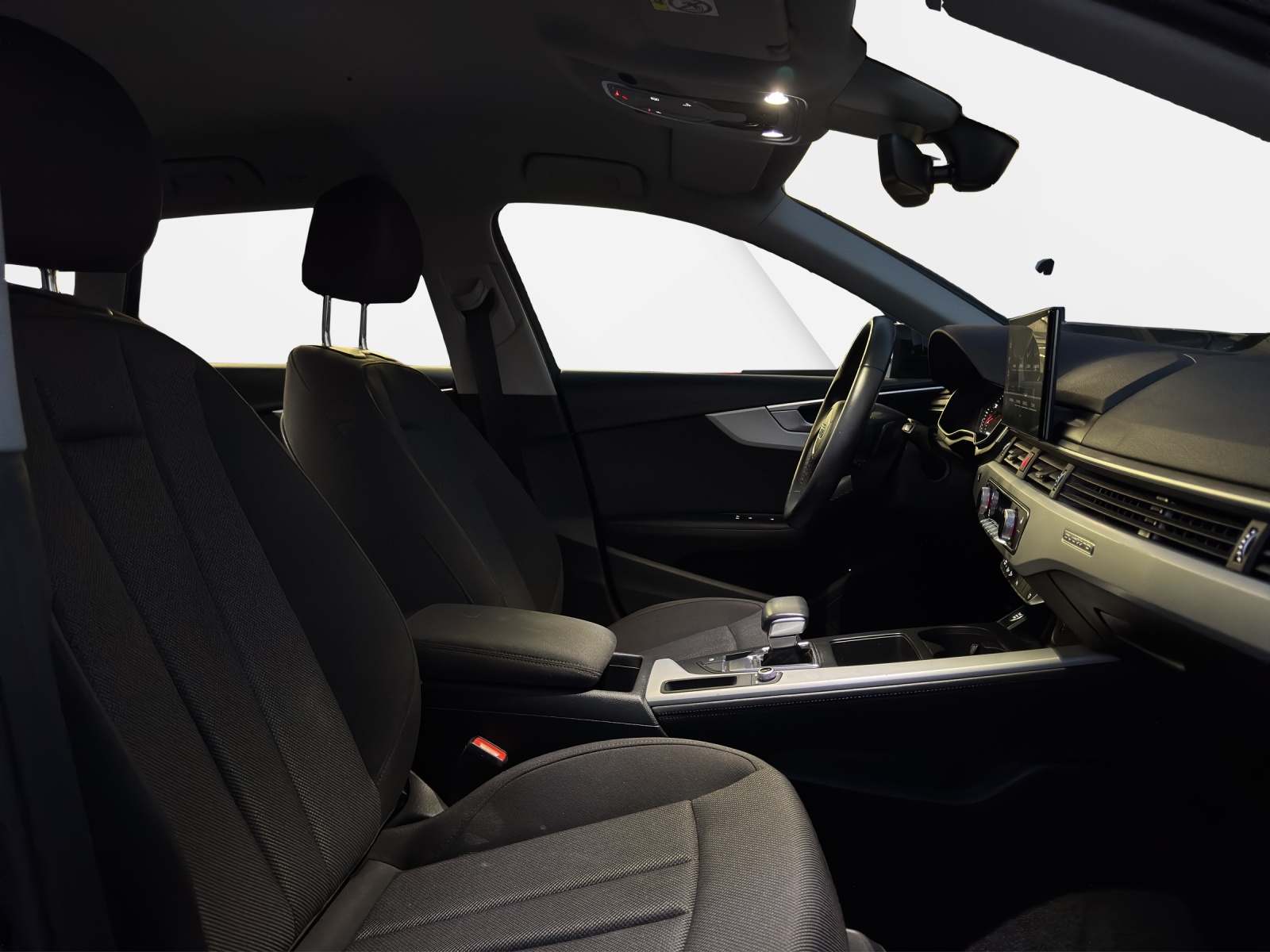 AUDI A4 Avant 40 TDI advanced quattro S-tronic-image-14