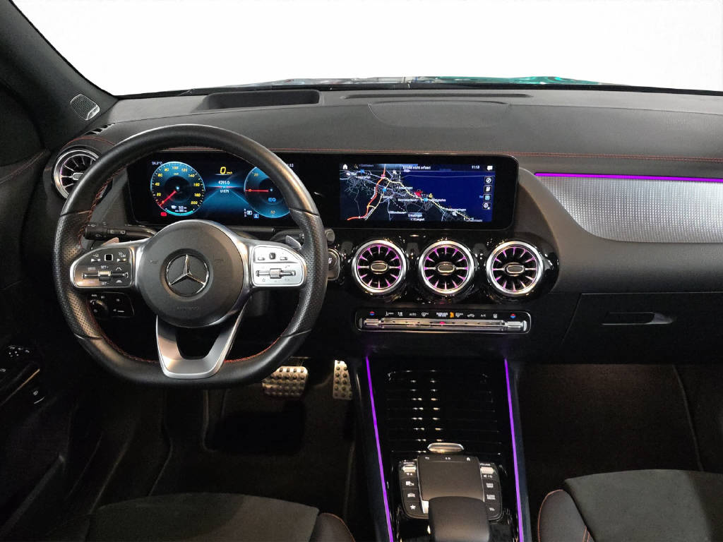 MERCEDES-BENZ EQA 350 AMG Line 4Matic-image-12