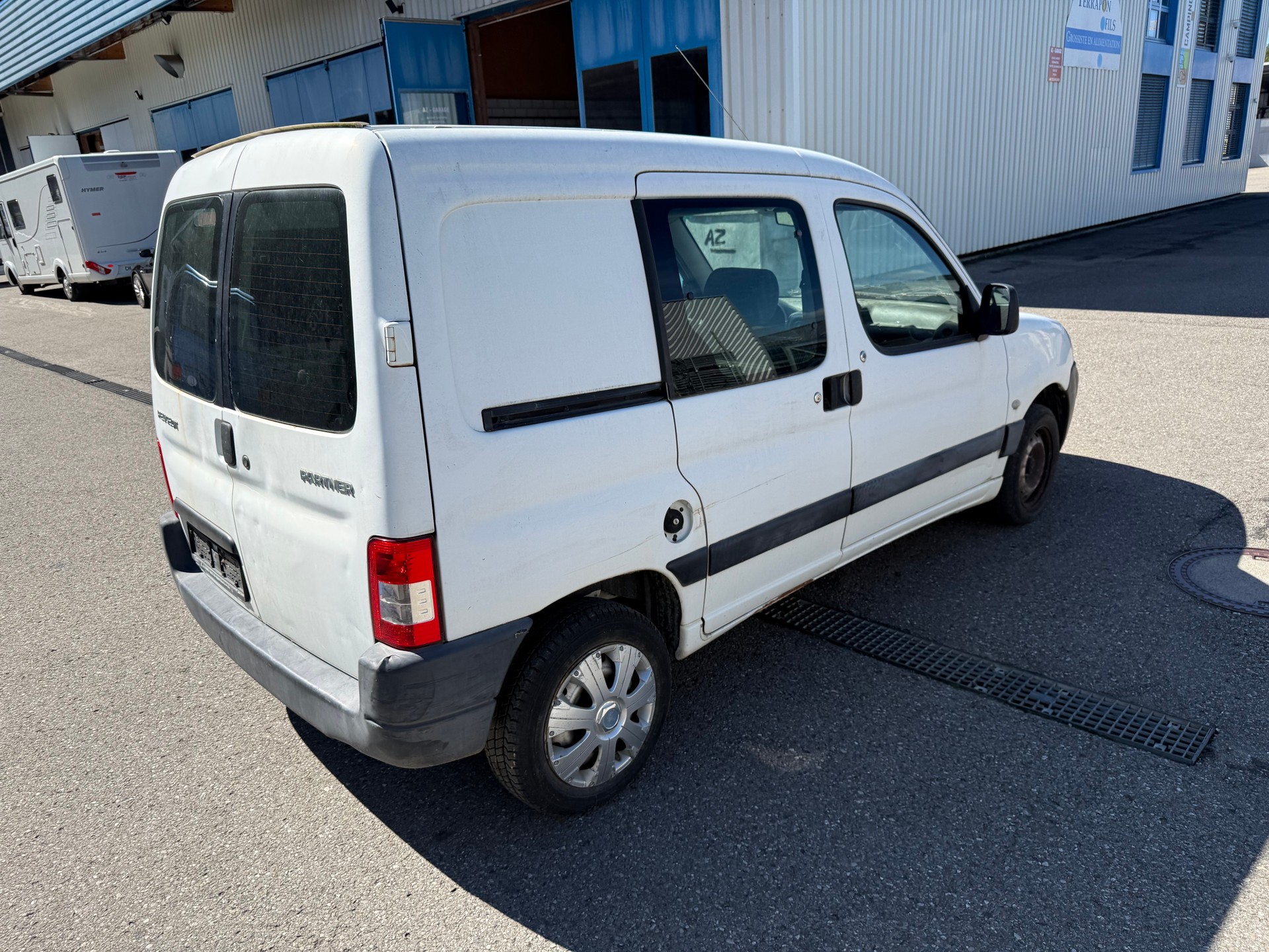 PEUGEOT Partner 1.6 HDI Country-image-4