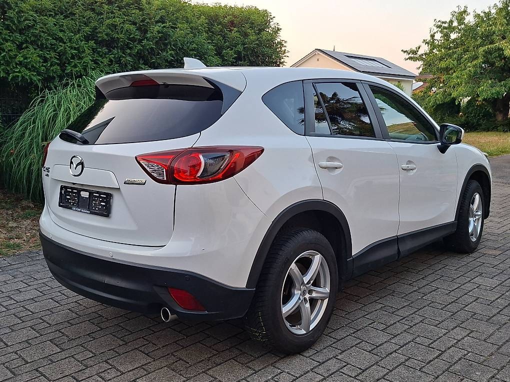 MAZDA CX-5 2.2 D HP Revolution AWD-image-3