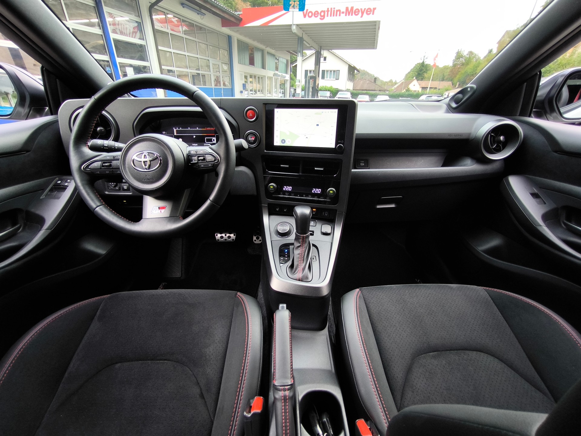 TOYOTA Yaris 1.6 GR Sport A-image-20