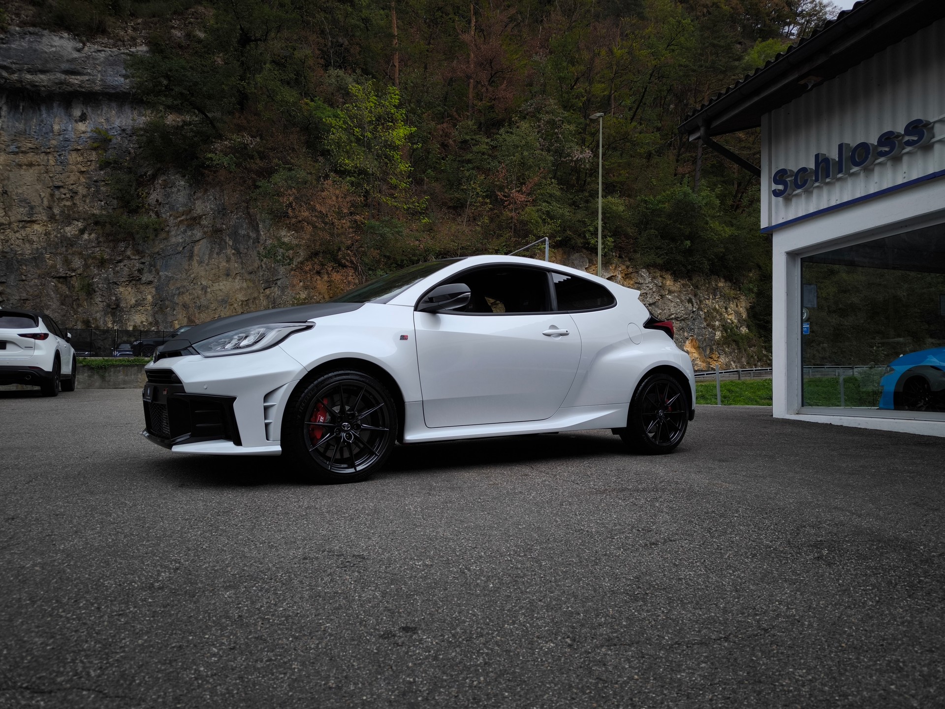 TOYOTA Yaris 1.6 GR Sport A-image-6