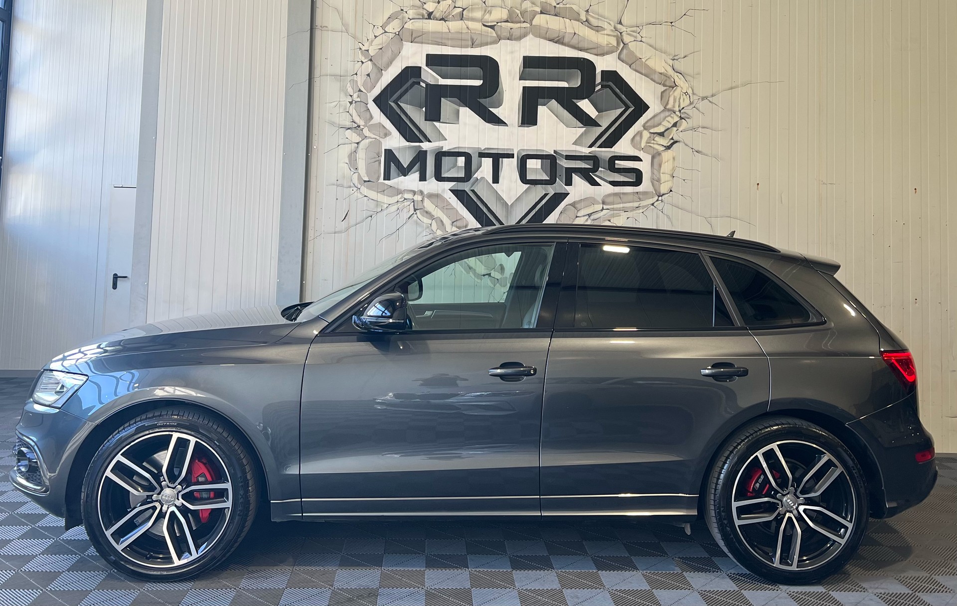 AUDI SQ5 3.0 TDI plus quattro tiptronic-image-1