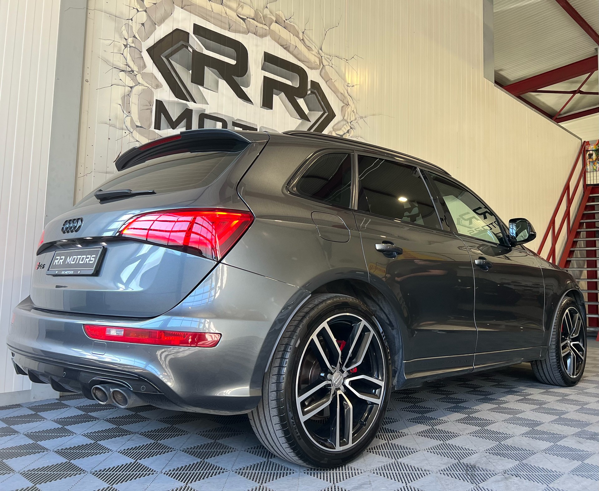 AUDI SQ5 3.0 TDI plus quattro tiptronic-image-3