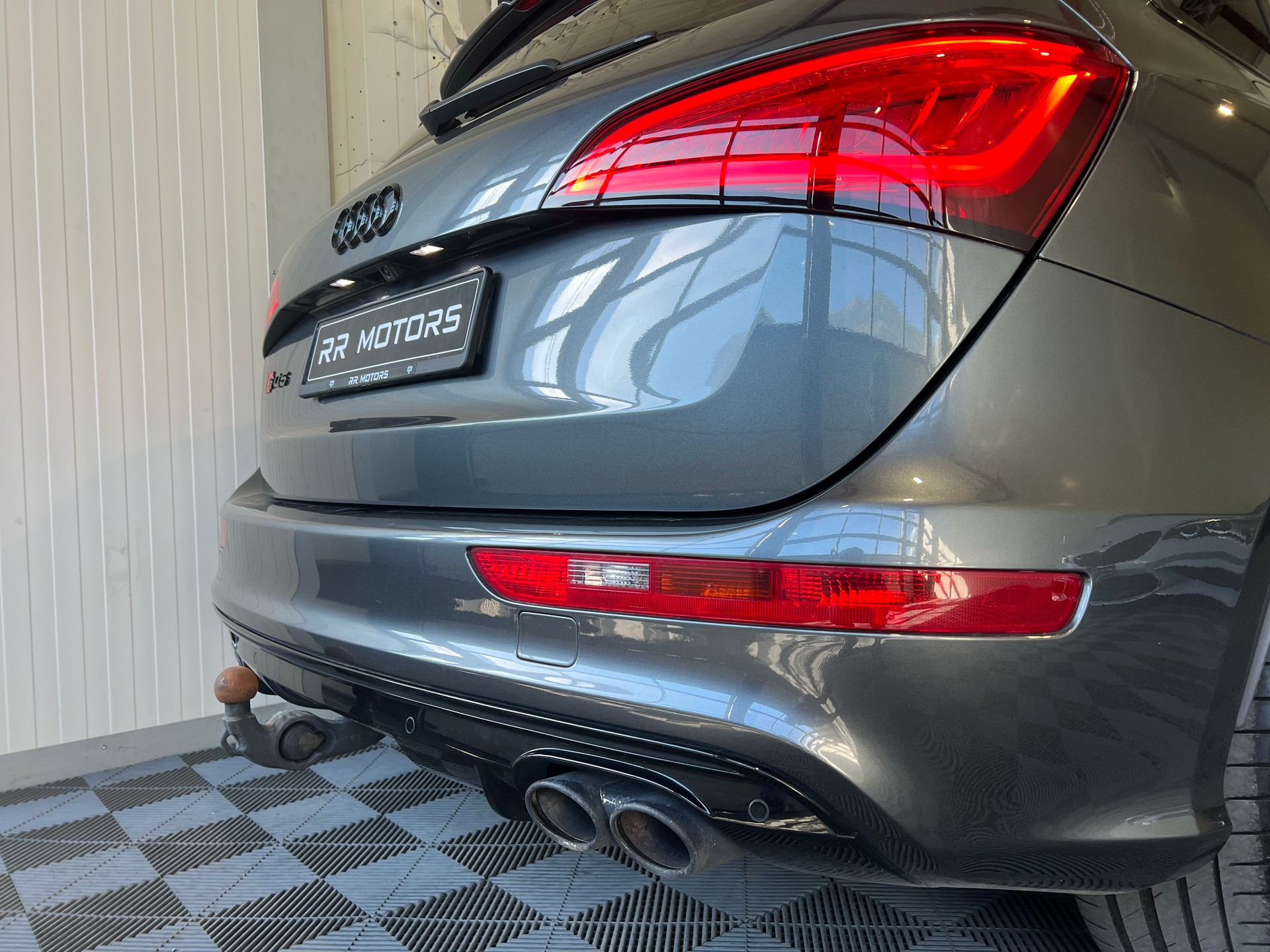 AUDI SQ5 3.0 TDI plus quattro tiptronic-image-4