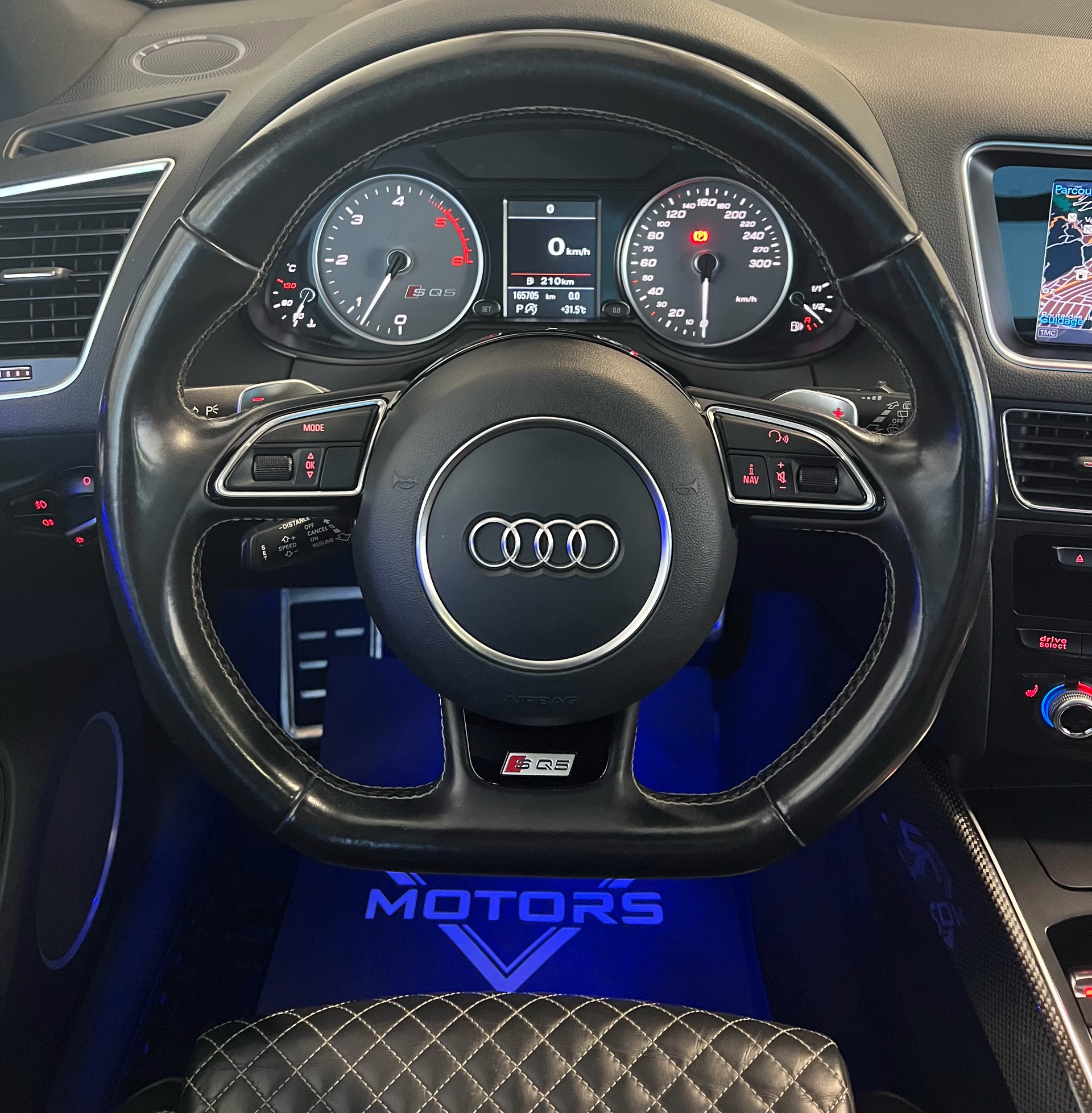 AUDI SQ5 3.0 TDI plus quattro tiptronic-image-11