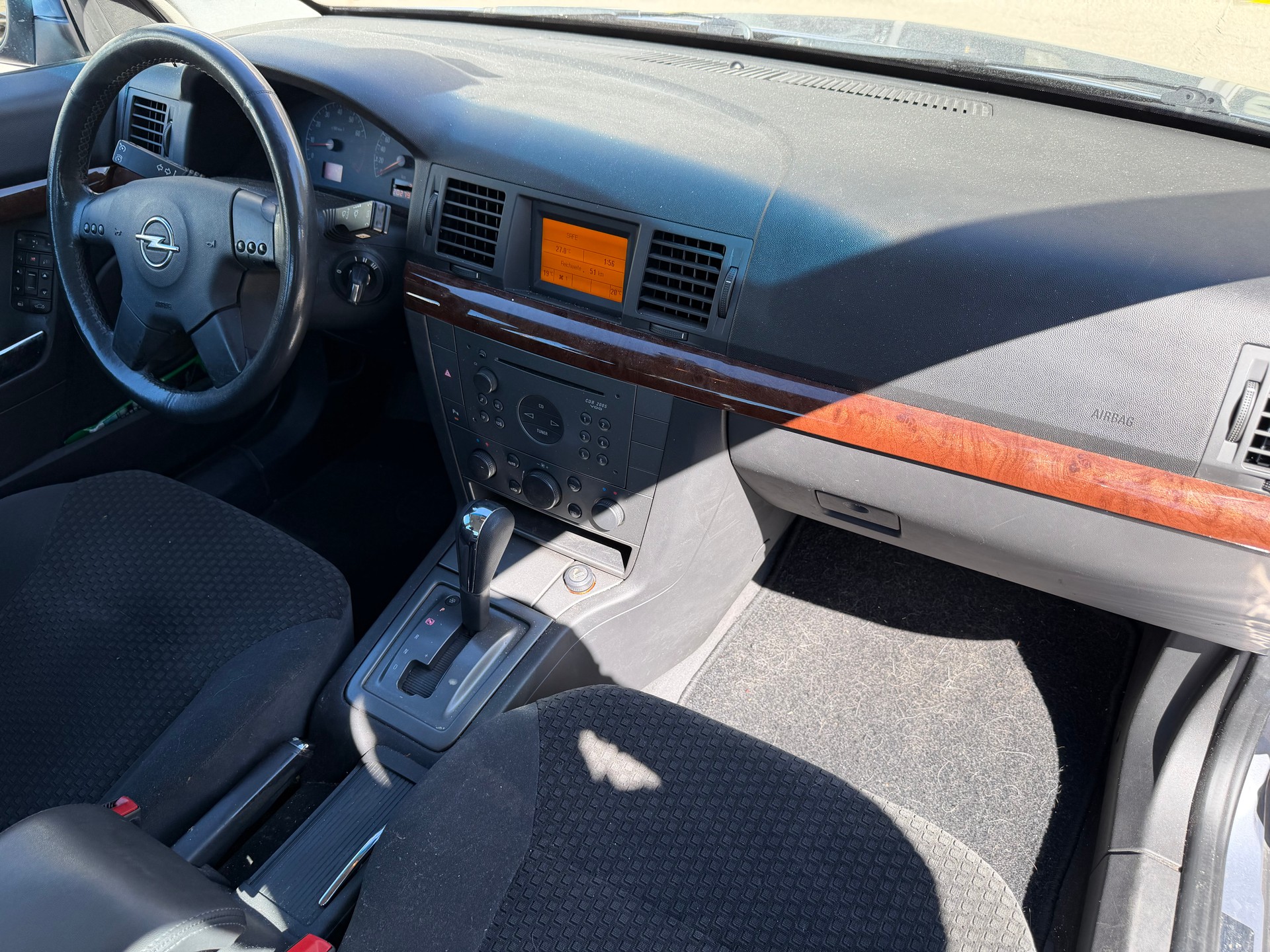 OPEL Vectra 2.2 Elegance-image-11