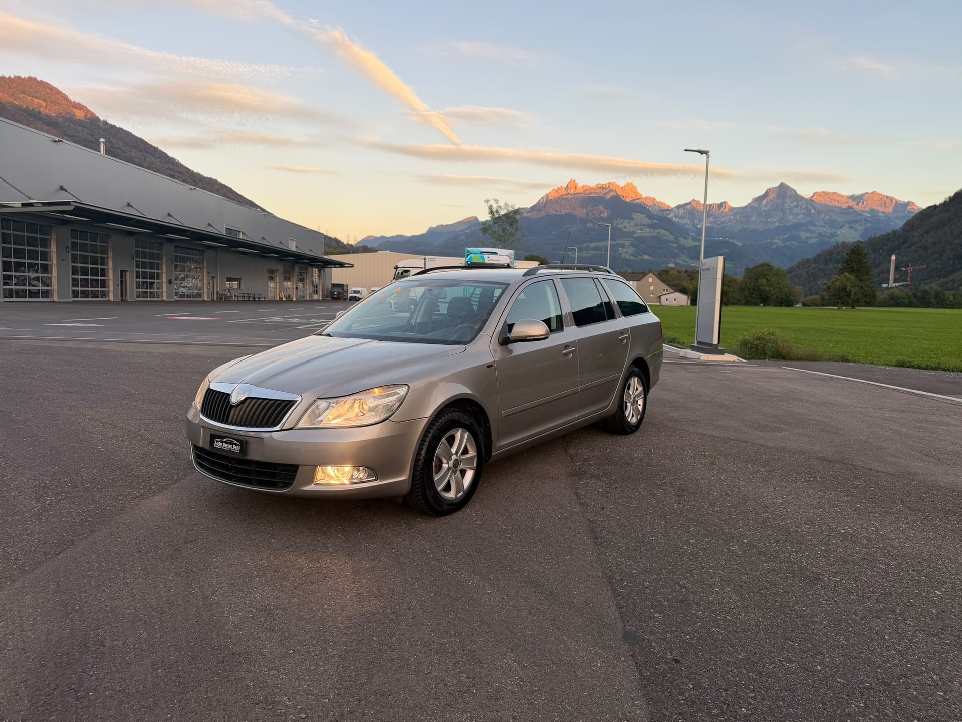 SKODA Octavia Combi 1.8 TSI 50Years 4x4