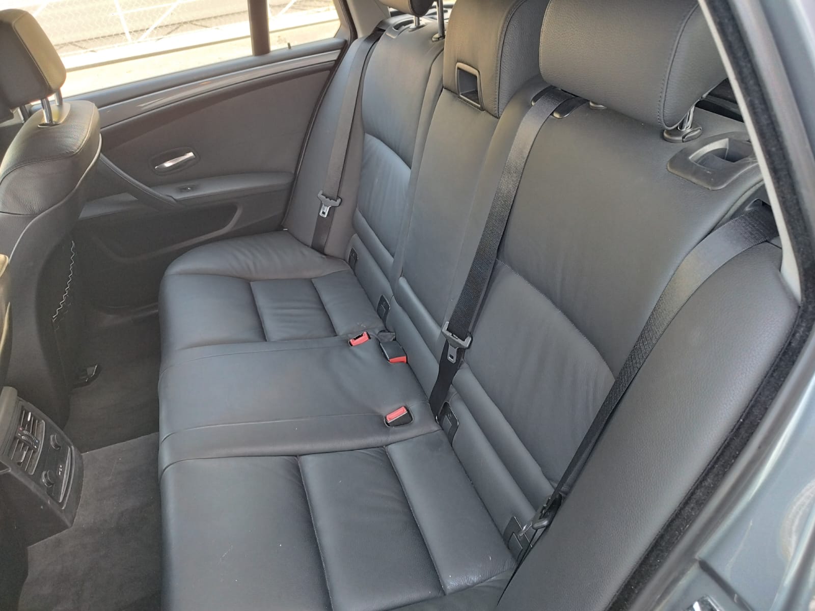 BMW 530i Touring Steptronic-image-2